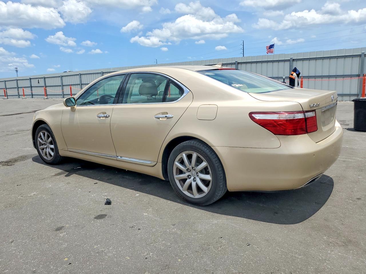 2007 Lexus Ls 460 Beige vin: JTHBL46F975044948