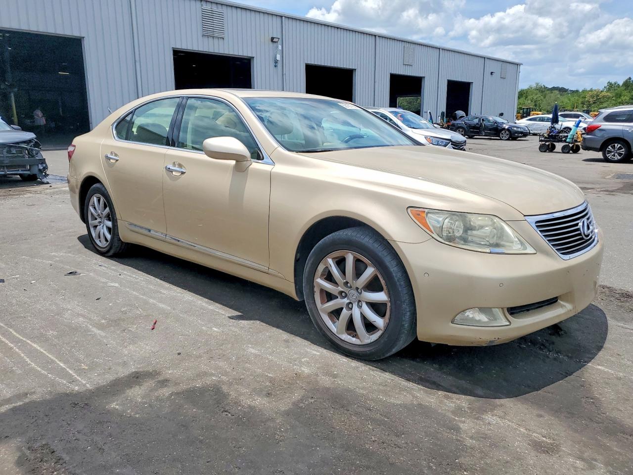 2007 Lexus Ls 460 Beige vin: JTHBL46F975044948