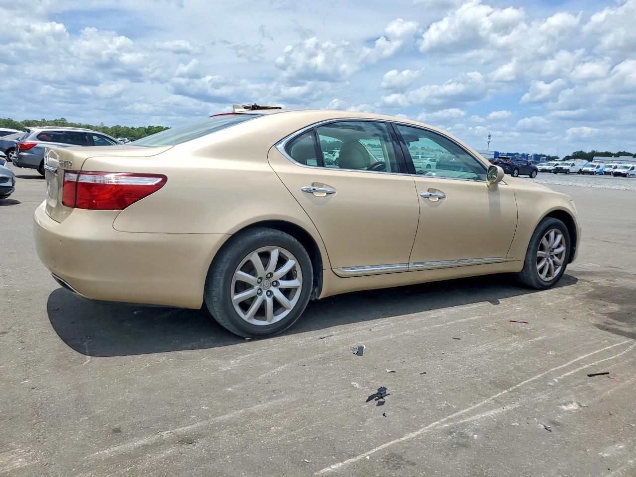 2007 Lexus Ls 460 Beige vin: JTHBL46F975044948