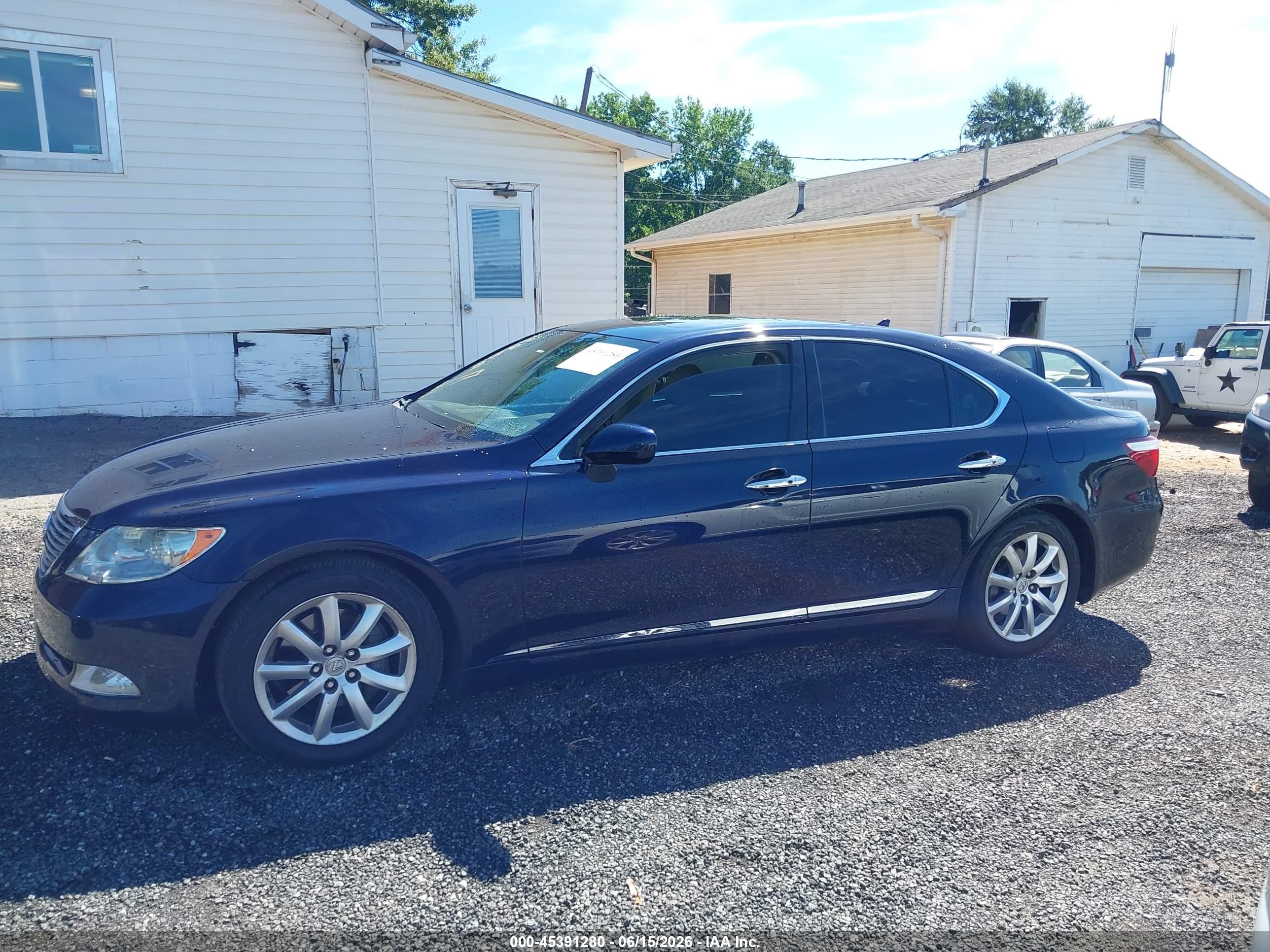 2008 Lexus Ls 460   Black vin: JTHBL46F985055210