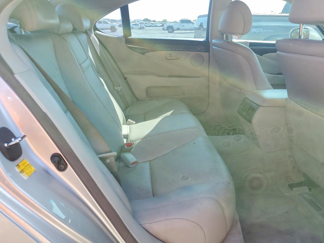 2008 Lexus Ls 460 Silver vin: JTHBL46F985065249