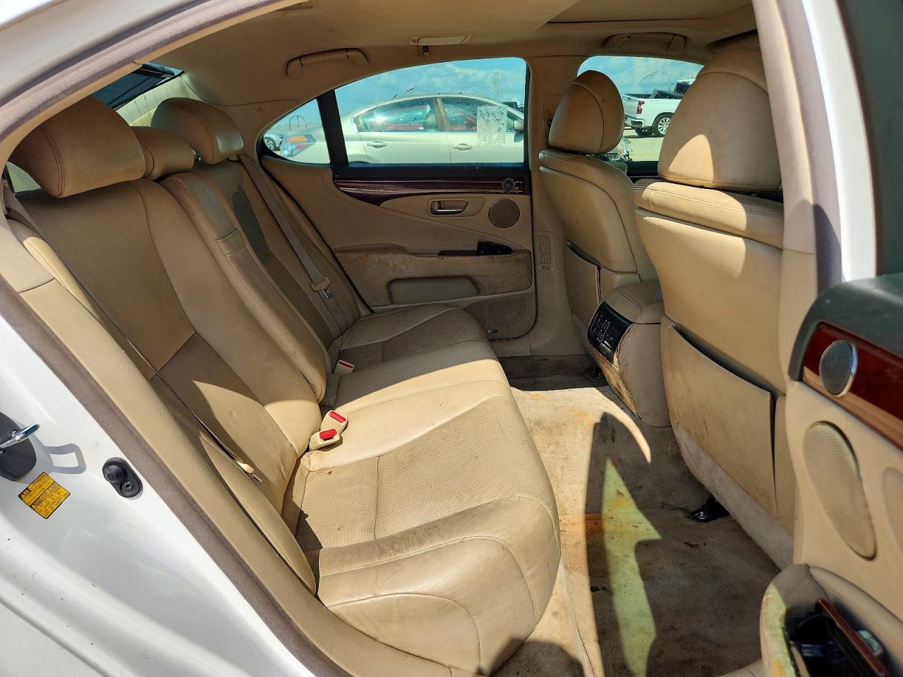 2007 Lexus Ls 460 White vin: JTHBL46FX75019928