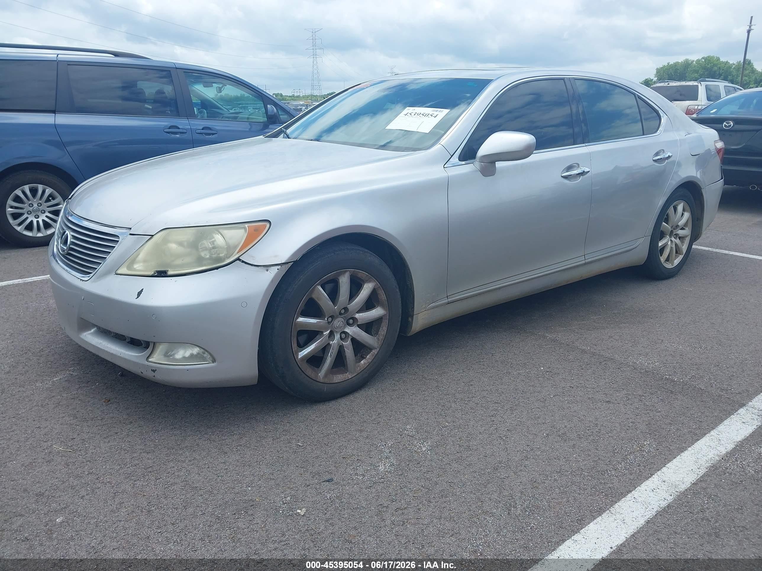 2007 Lexus Ls 460   Silver vin: JTHBL46FX75048216