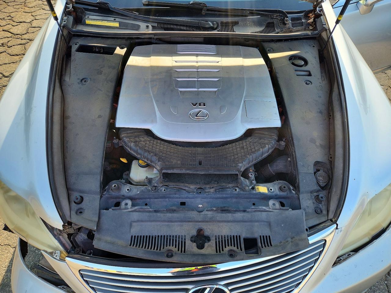 2007 Lexus Ls 460 Silver vin: JTHBL46FX75050631