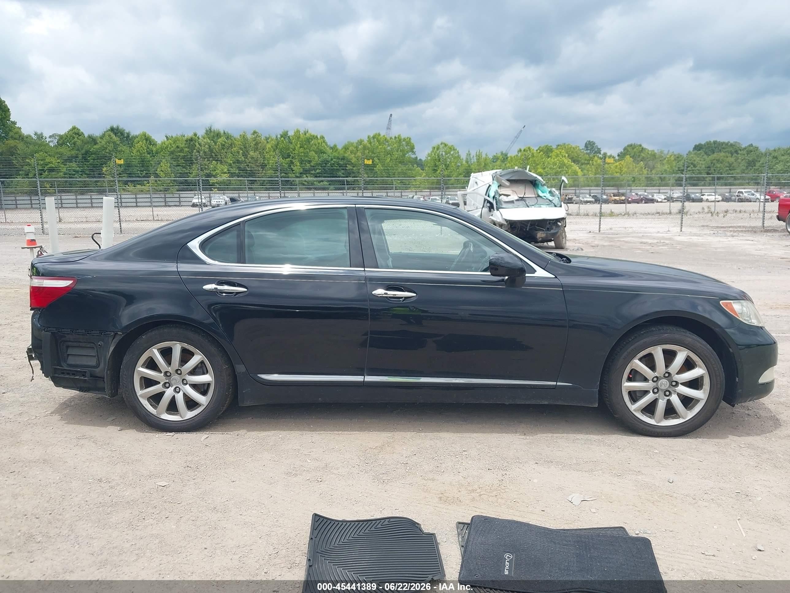 2009 Lexus Ls 460   Black vin: JTHBL46FX95085222