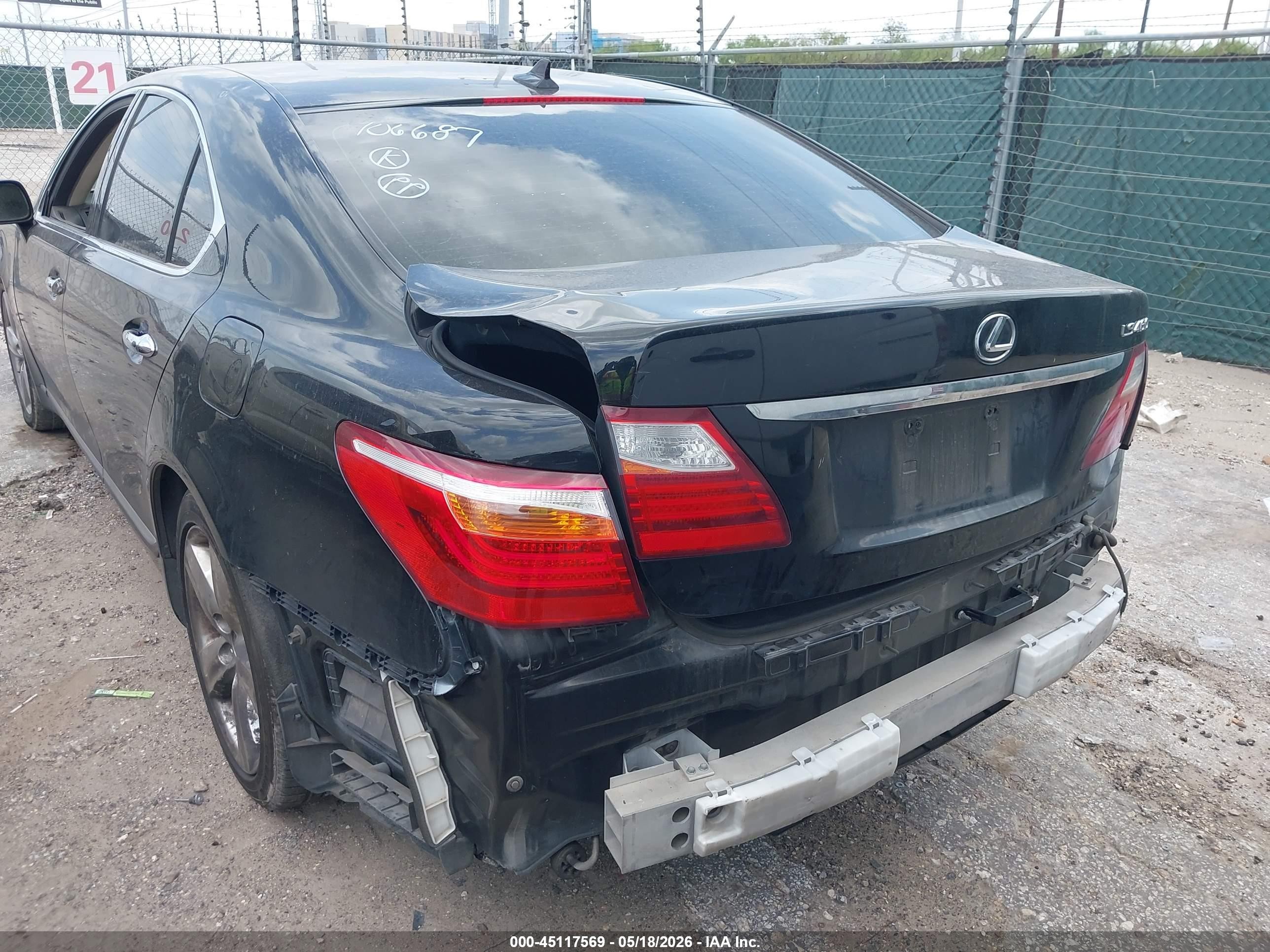 2011 Lexus Ls 460   Black vin: JTHBL5EF0B5106687
