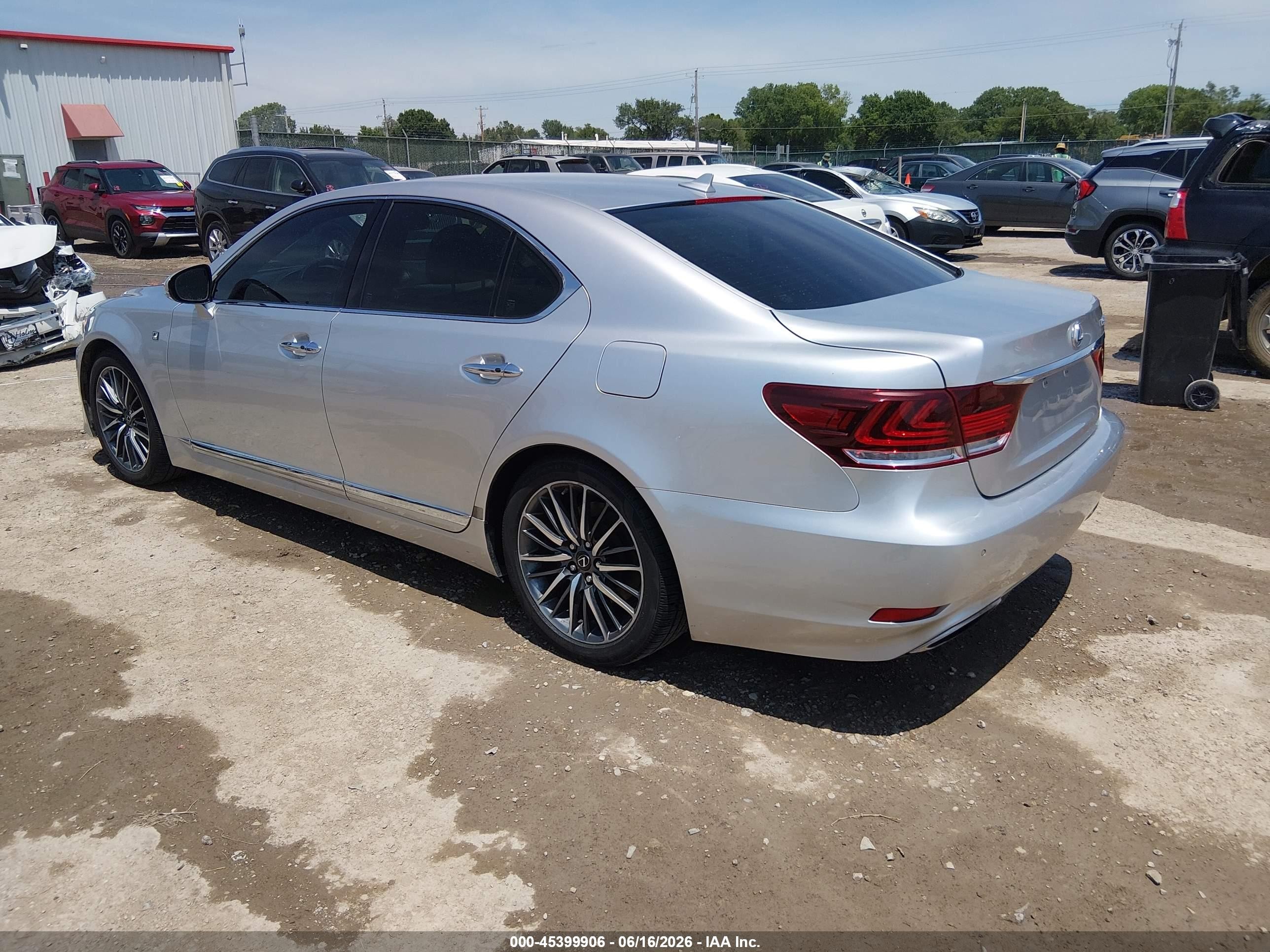2013 Lexus Ls 460   Silver vin: JTHBL5EF0D5118230