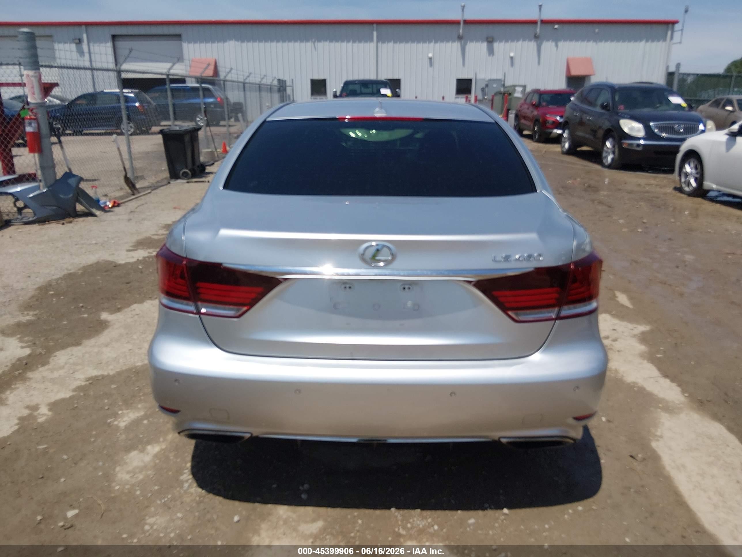 2013 Lexus Ls 460   Silver vin: JTHBL5EF0D5118230
