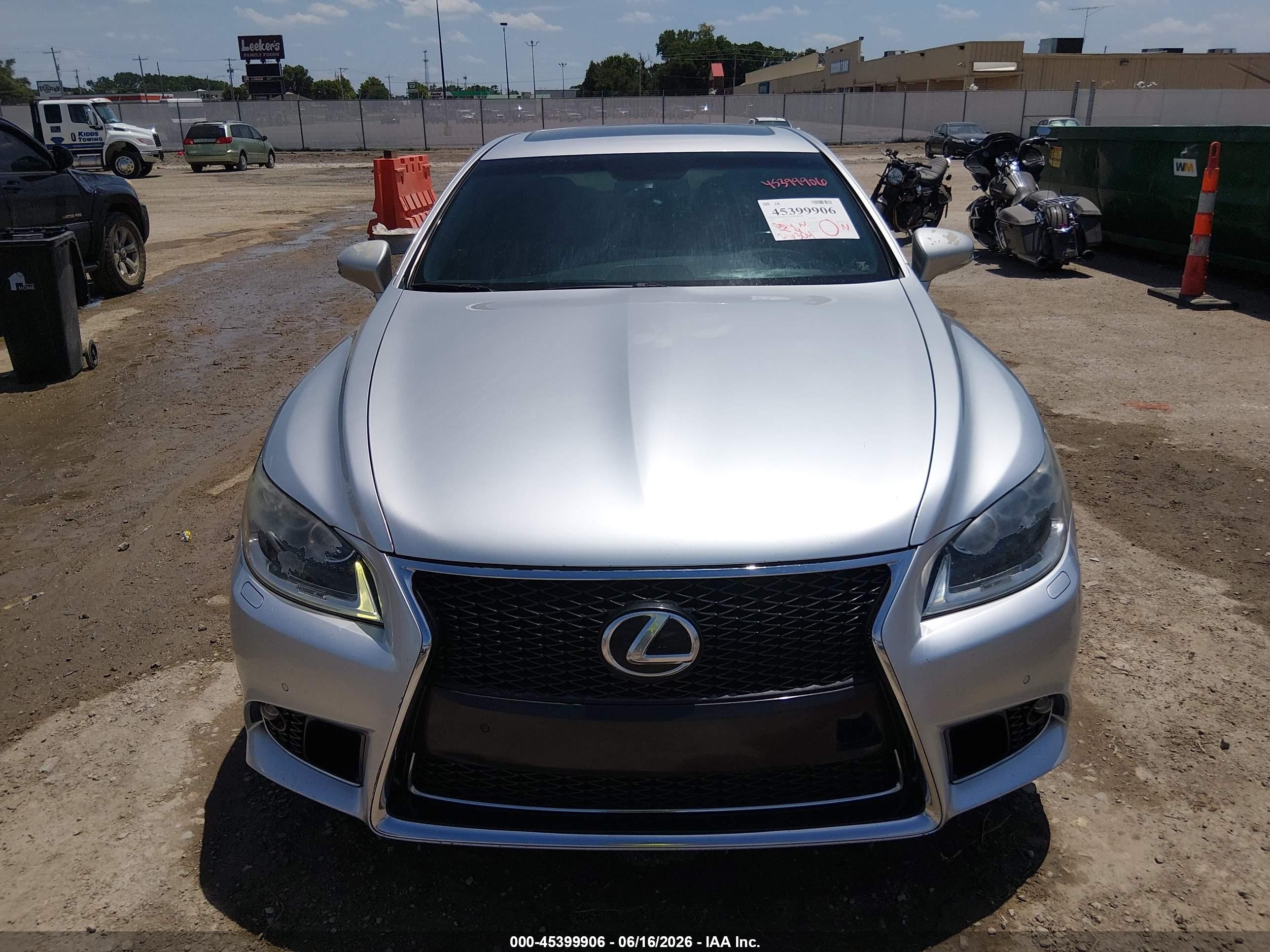 2013 Lexus Ls 460   Silver vin: JTHBL5EF0D5118230
