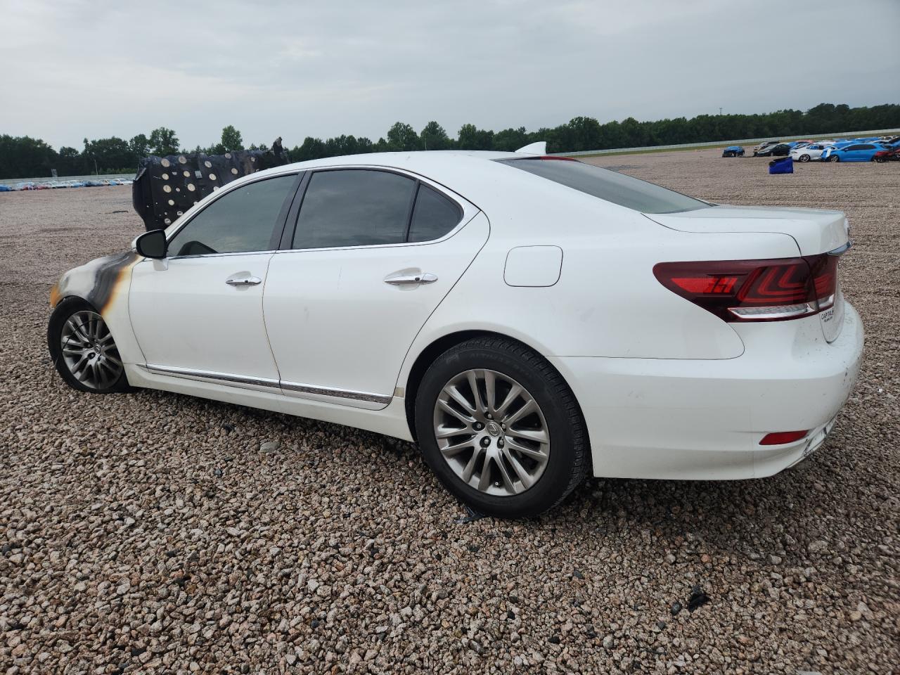2014 Lexus Ls 460 White vin: JTHBL5EF0E5128404
