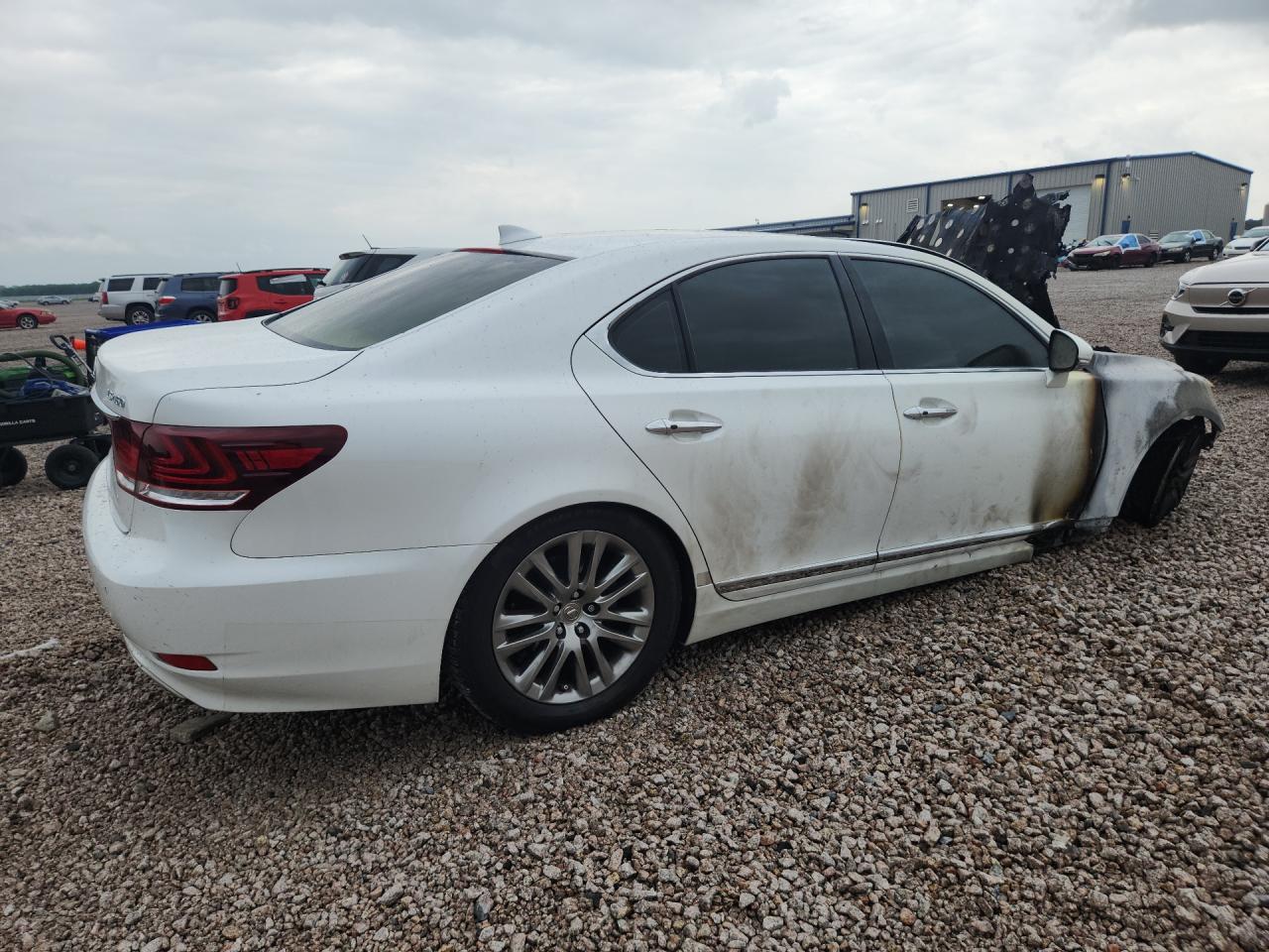 2014 Lexus Ls 460 White vin: JTHBL5EF0E5128404
