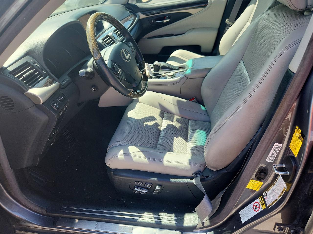 2014 Lexus Ls 460 Gray vin: JTHBL5EF0E5132517