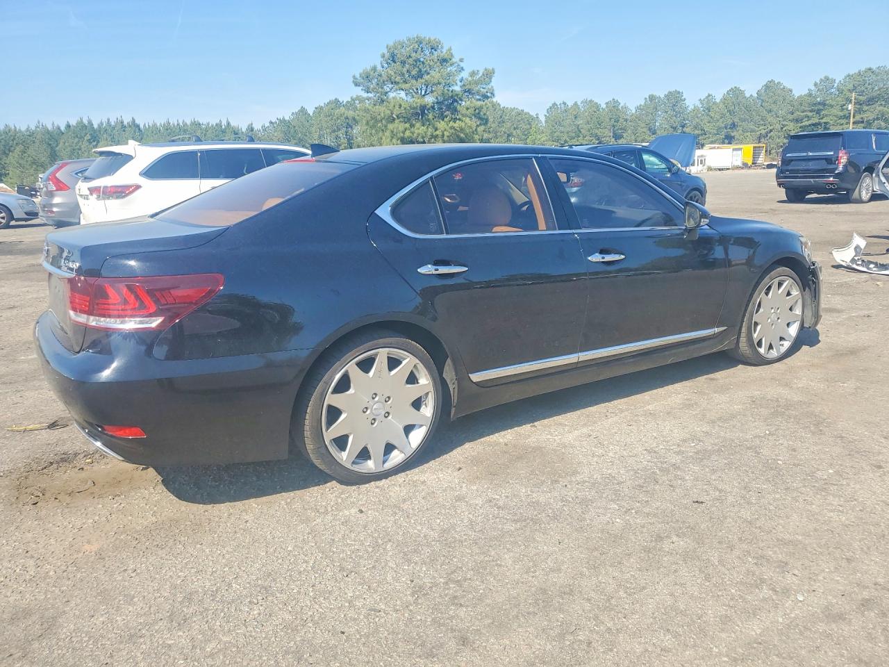 2015 Lexus Ls 460 Base Черный vin: JTHBL5EF0F5134673