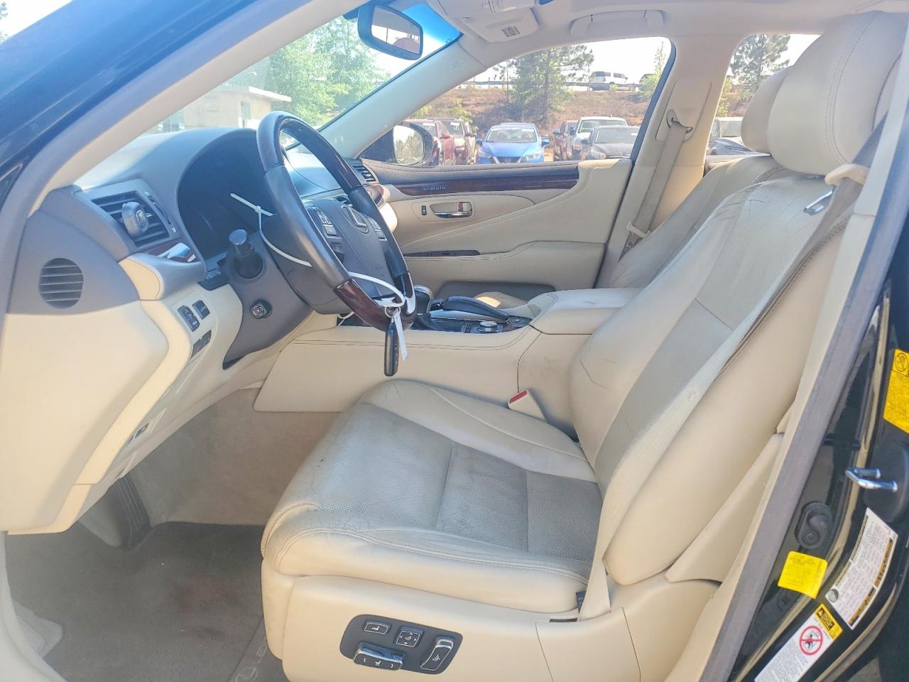 2015 Lexus Ls 460 Base Черный vin: JTHBL5EF0F5134673