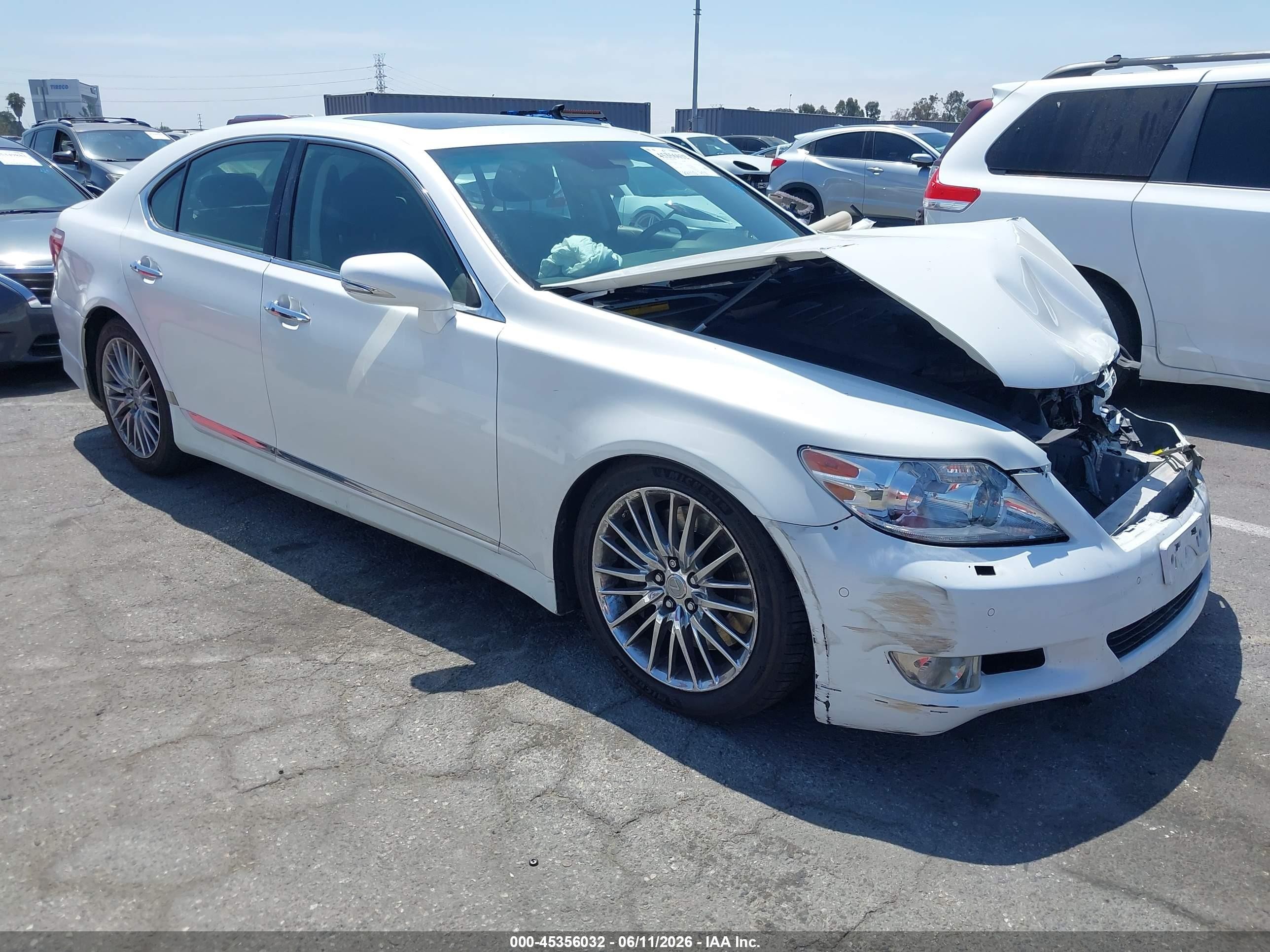2010 Lexus Ls 460   White vin: JTHBL5EF1A5096007