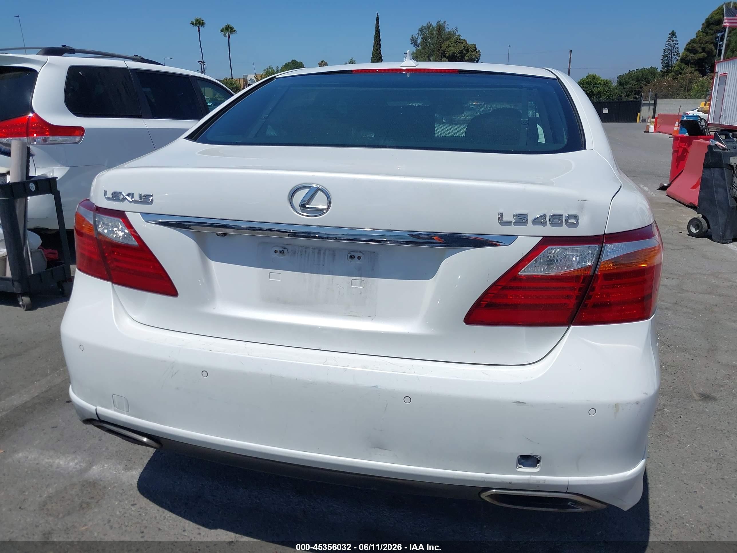2010 Lexus Ls 460   White vin: JTHBL5EF1A5096007