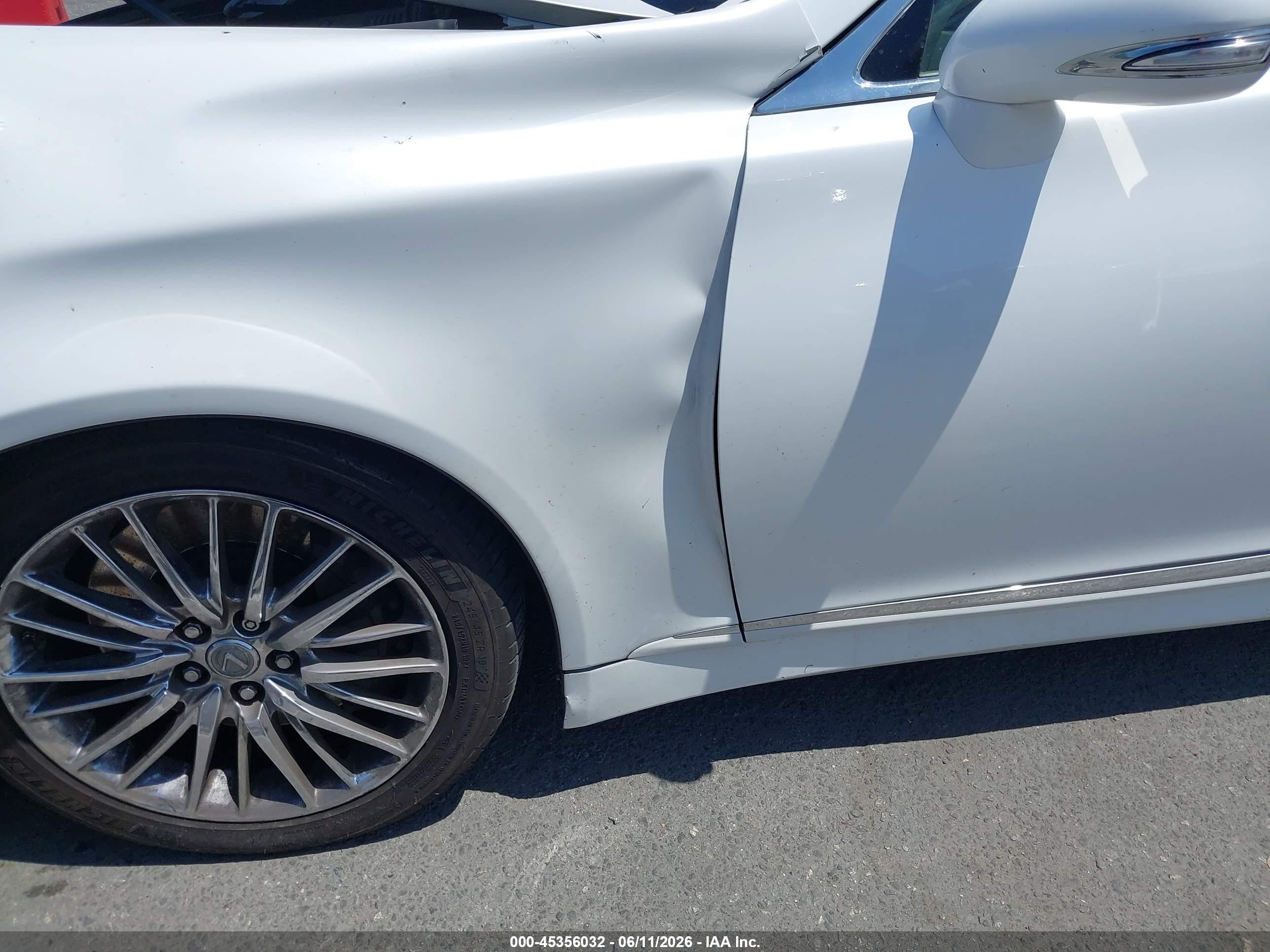 2010 Lexus Ls 460   White vin: JTHBL5EF1A5096007