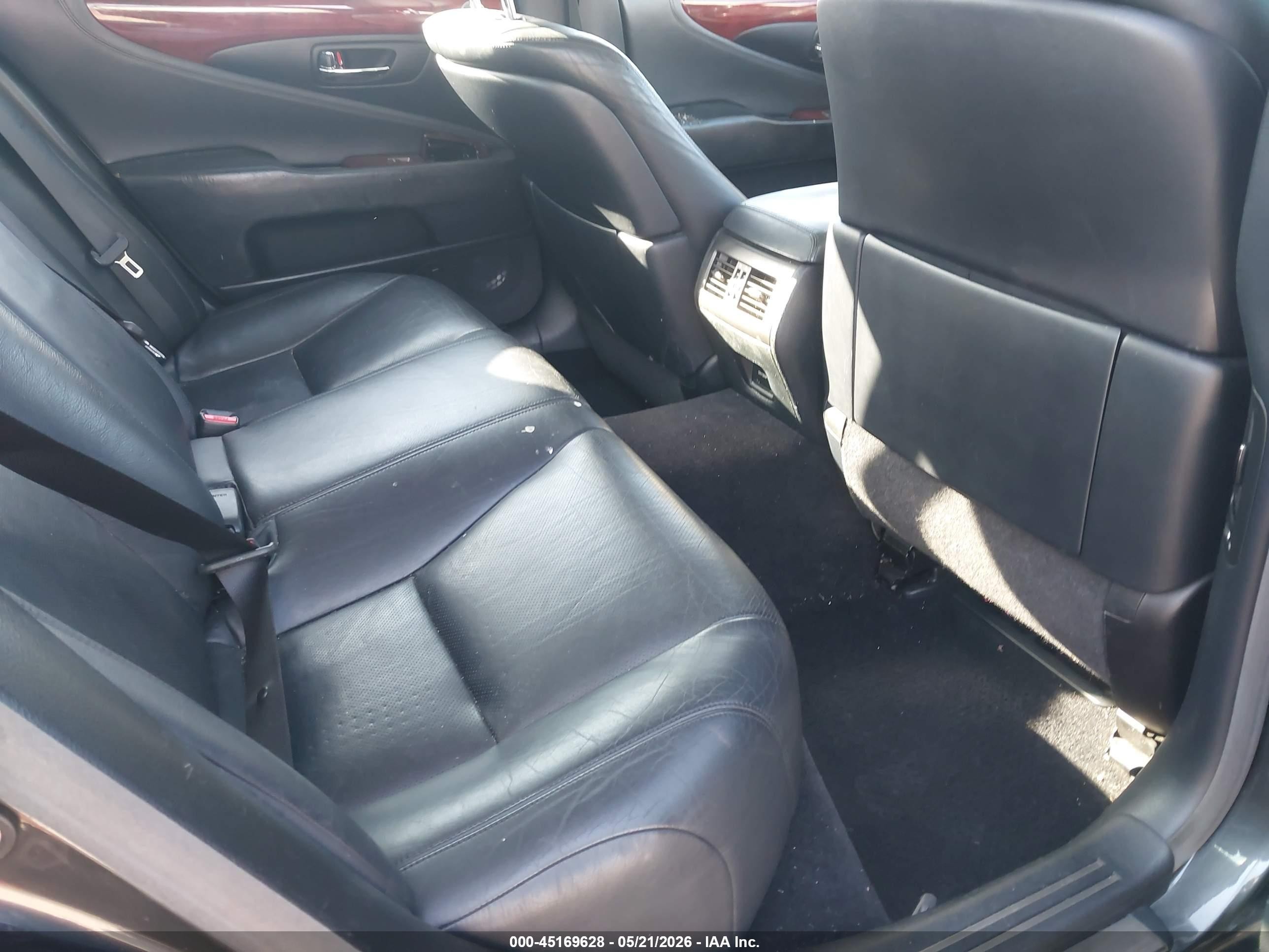 2011 Lexus Ls 460   Gray vin: JTHBL5EF1B5103667