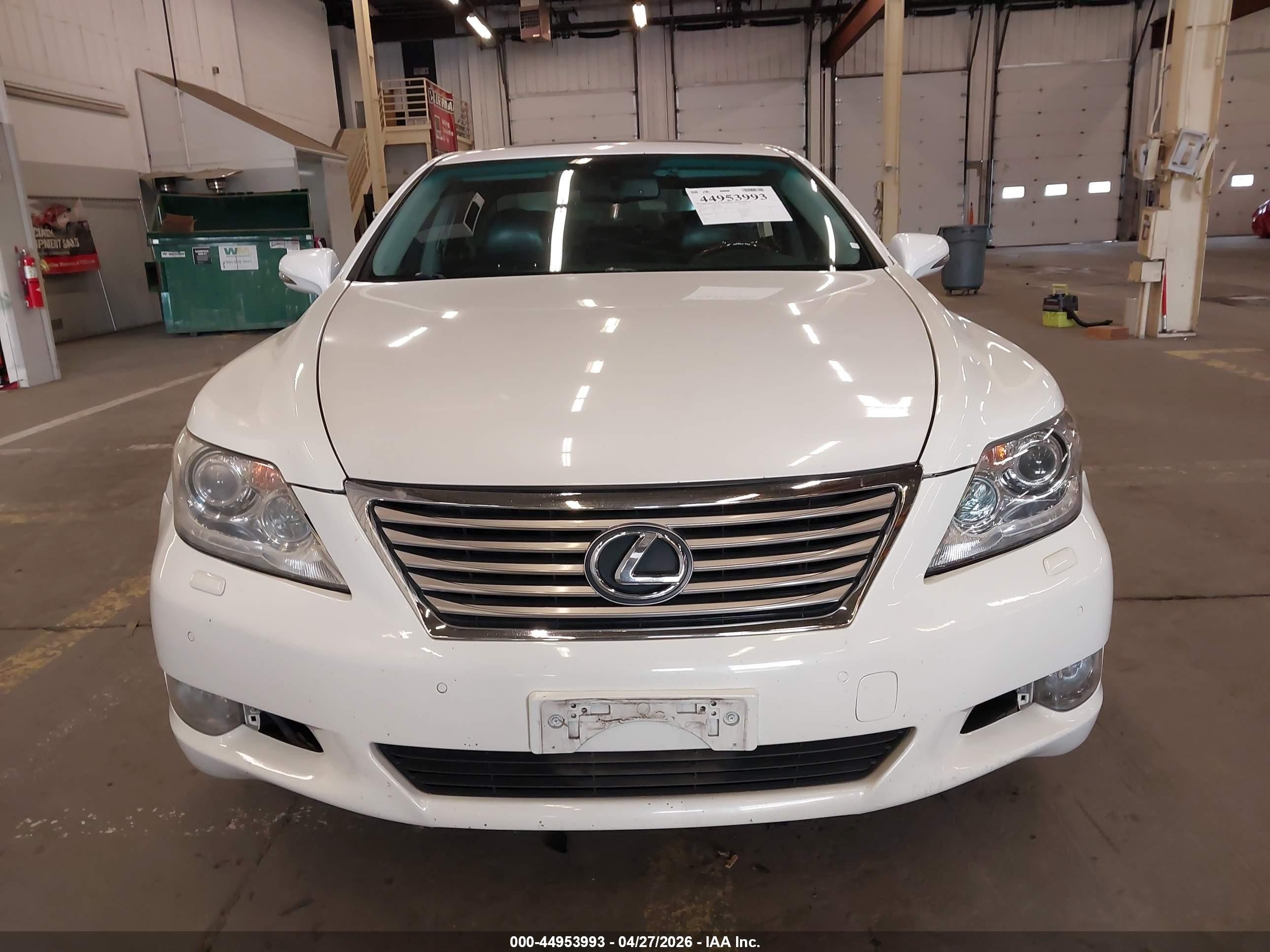 2011 Lexus Ls 460 White vin: JTHBL5EF1B5106603
