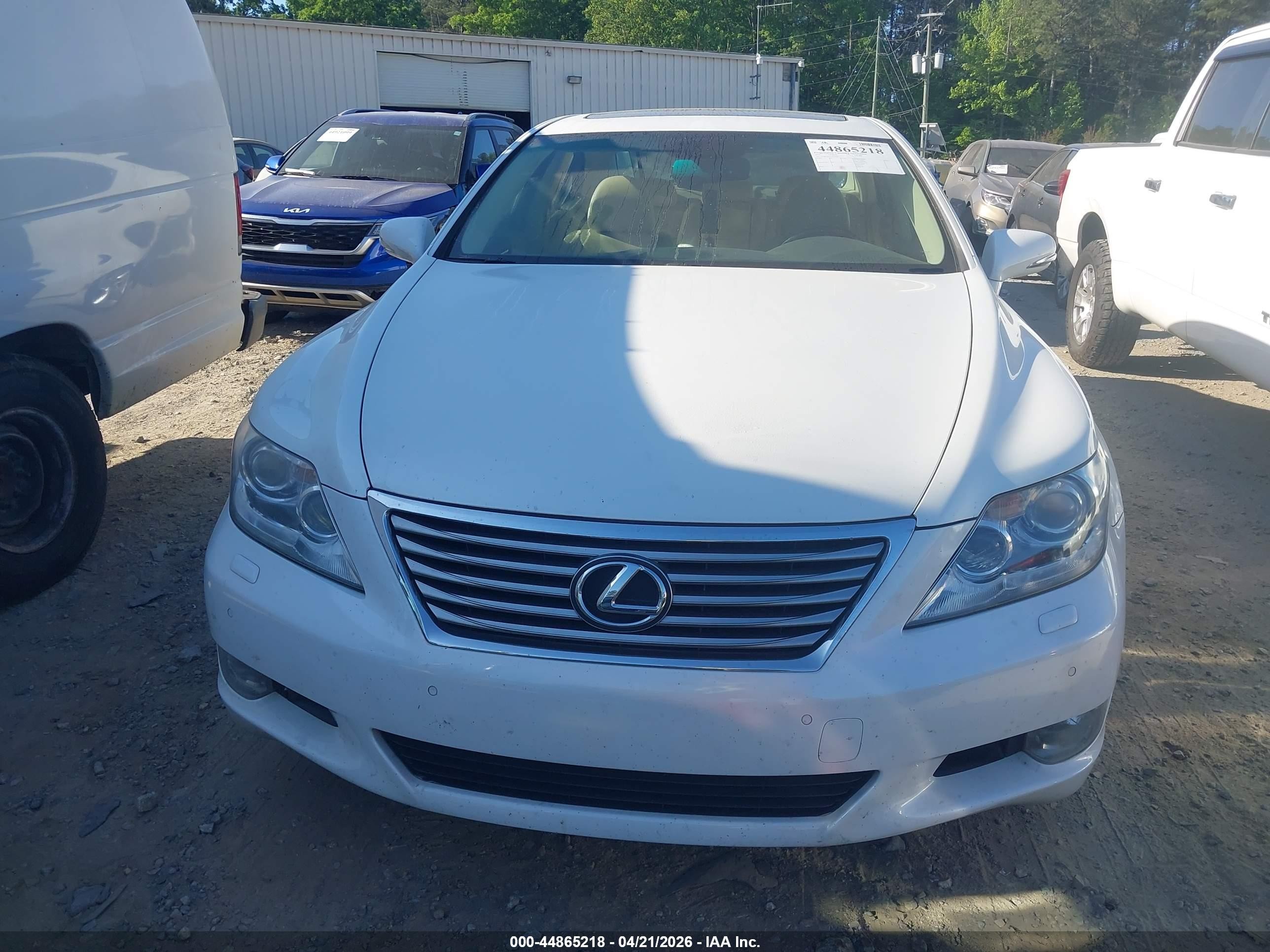 2012 Lexus Ls 460   White vin: JTHBL5EF1C5110197