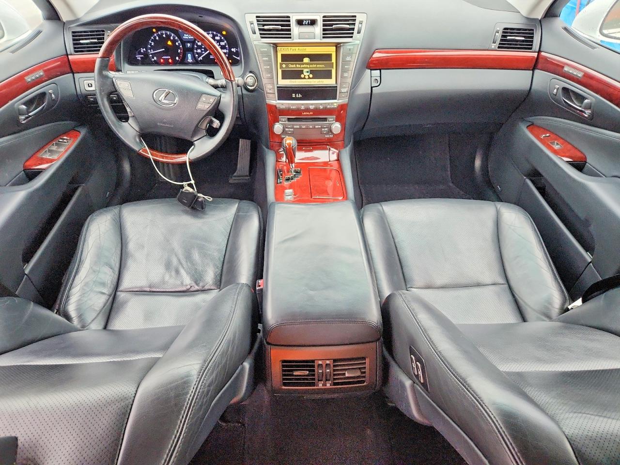 2012 Lexus Ls 460 Base White vin: JTHBL5EF1C5112368