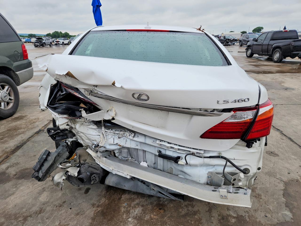 2012 Lexus Ls 460 Base White vin: JTHBL5EF1C5112368