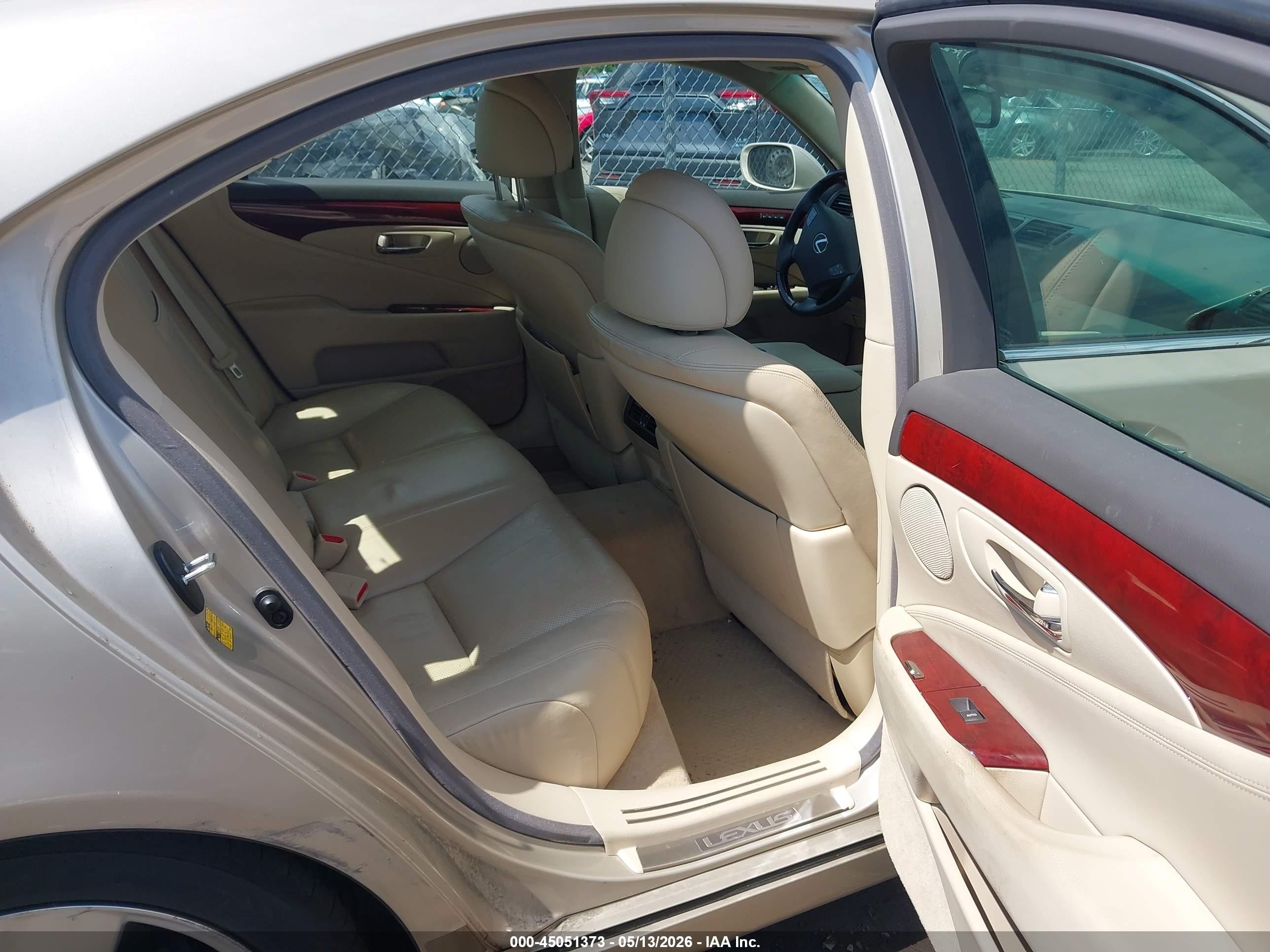 2012 Lexus Ls 460   Tan vin: JTHBL5EF1C5113276