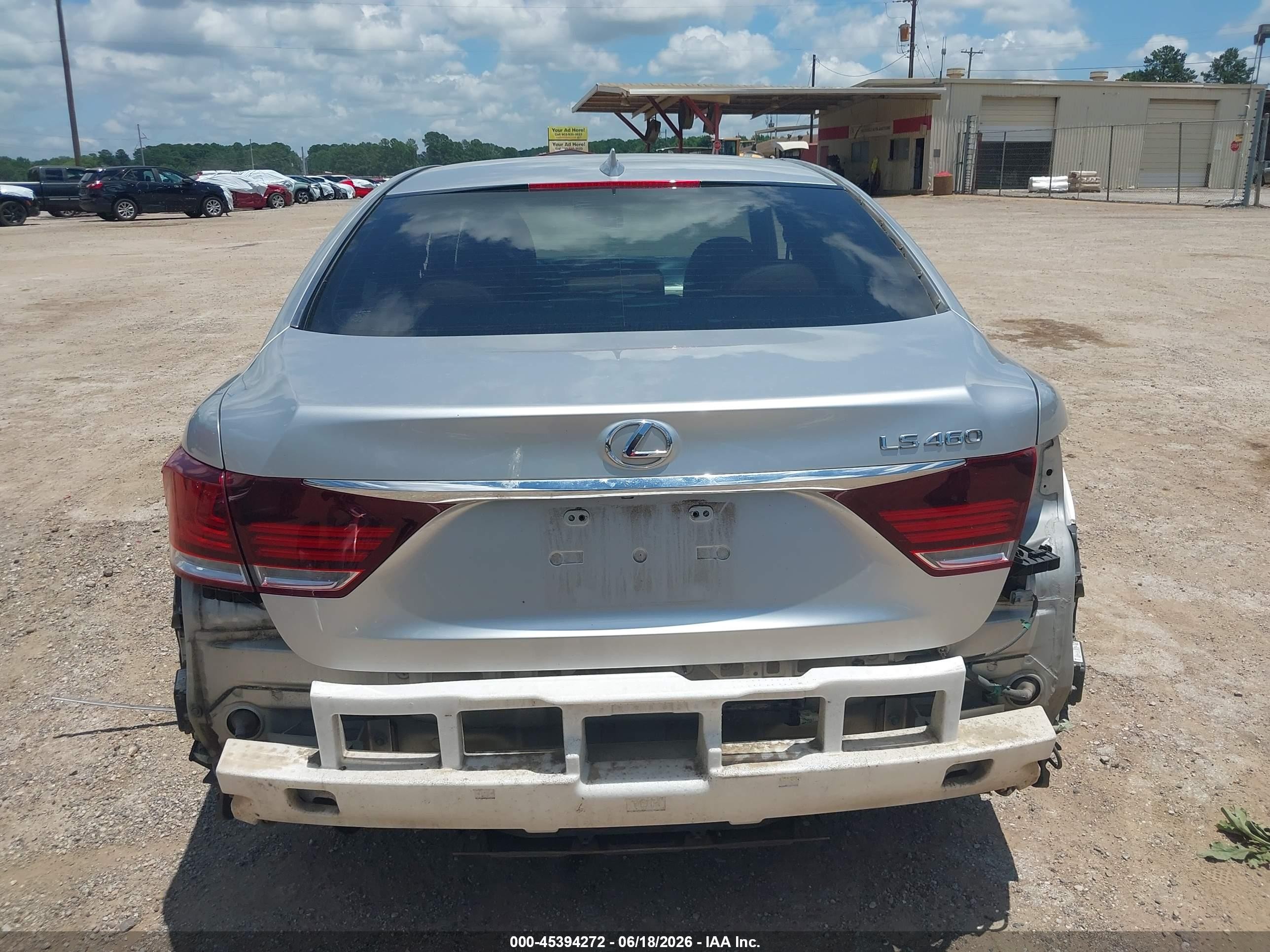 2014 Lexus Ls 460   Silver vin: JTHBL5EF1E5132123