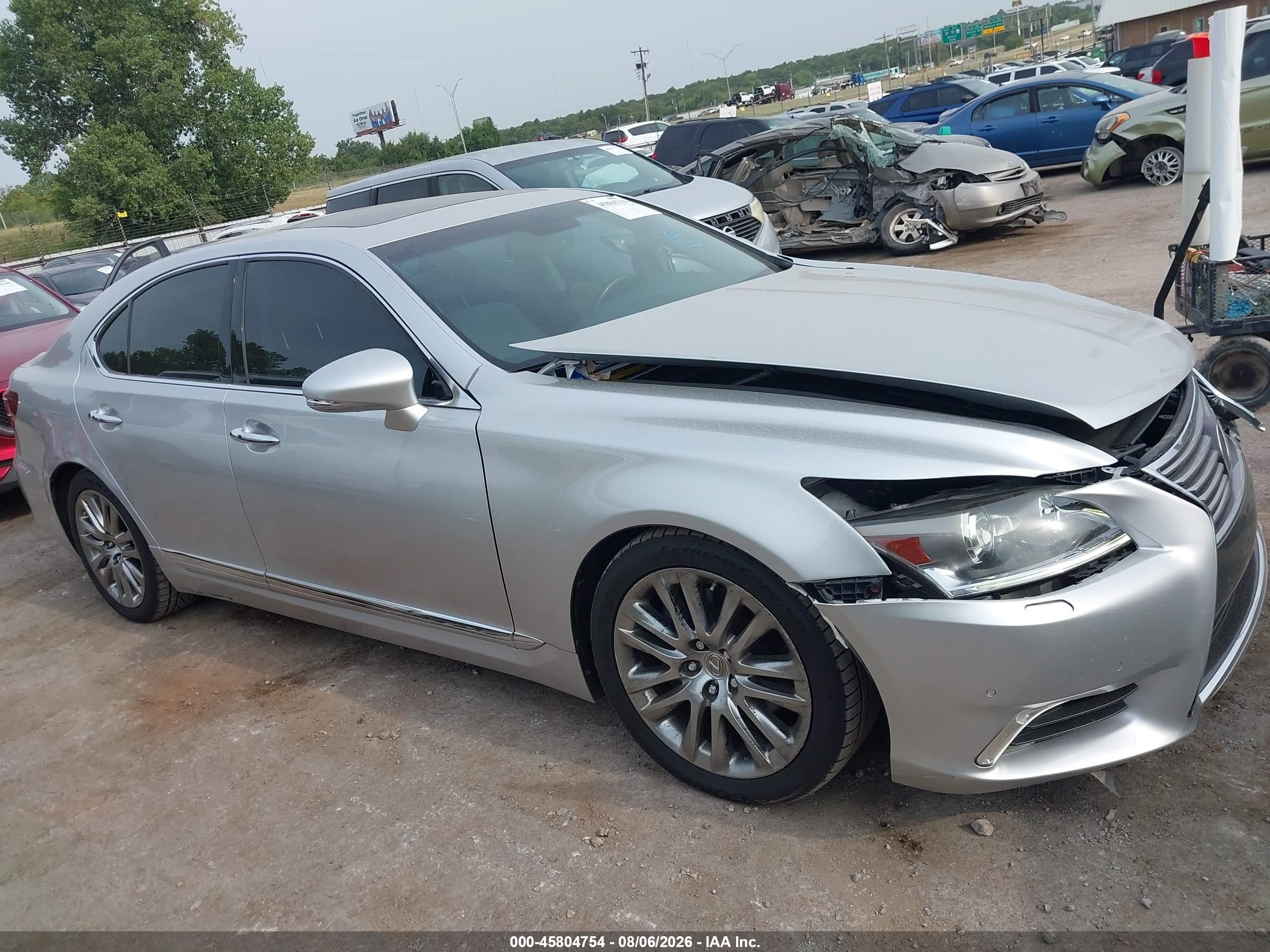 2014 Lexus Ls 460 Silver vin: JTHBL5EF1E5132154