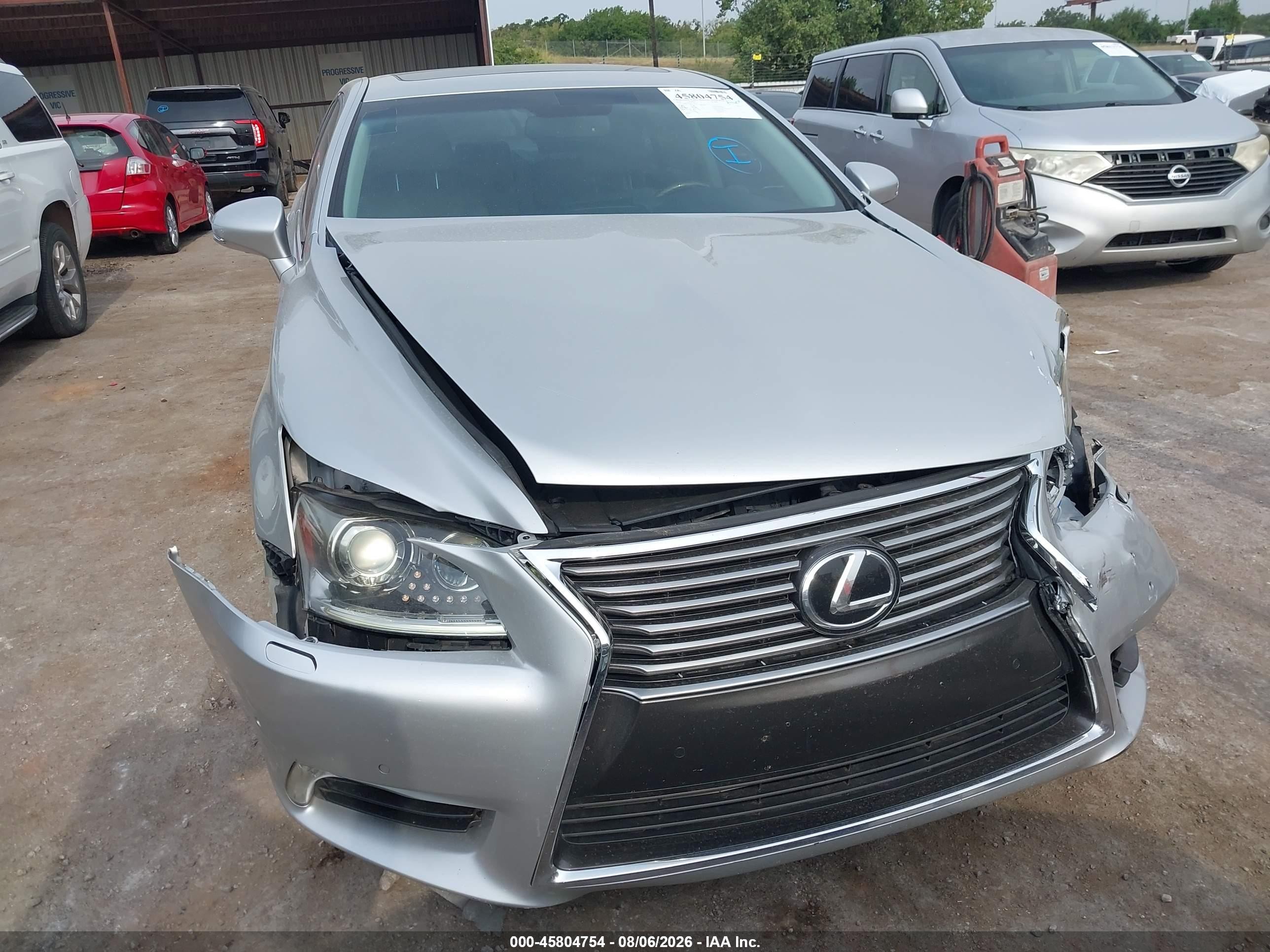 2014 Lexus Ls 460 Silver vin: JTHBL5EF1E5132154