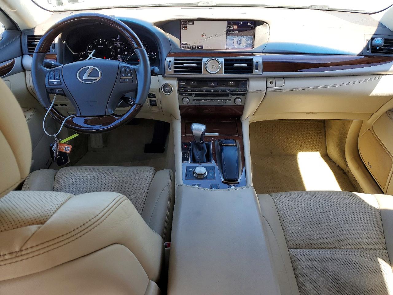 2015 Lexus Ls 460 White vin: JTHBL5EF1F5138277