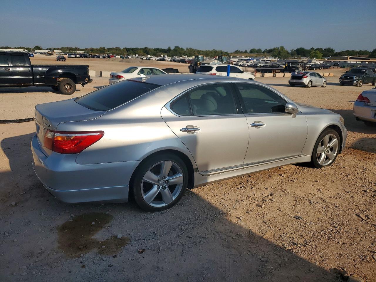 2010 Lexus Ls 460 Silver vin: JTHBL5EF2A5093035