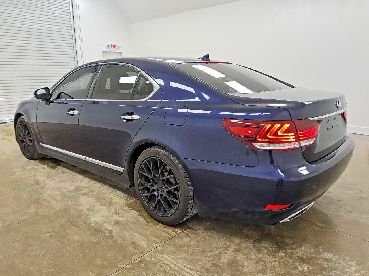 2013 Lexus Ls 460 Blue vin: JTHBL5EF2D5121842