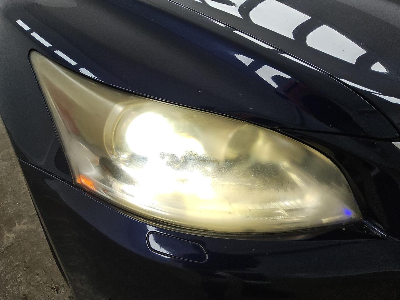 2013 Lexus Ls 460 Blue vin: JTHBL5EF2D5121842 Damage: Right Head Lamp, Faded, Repair Required