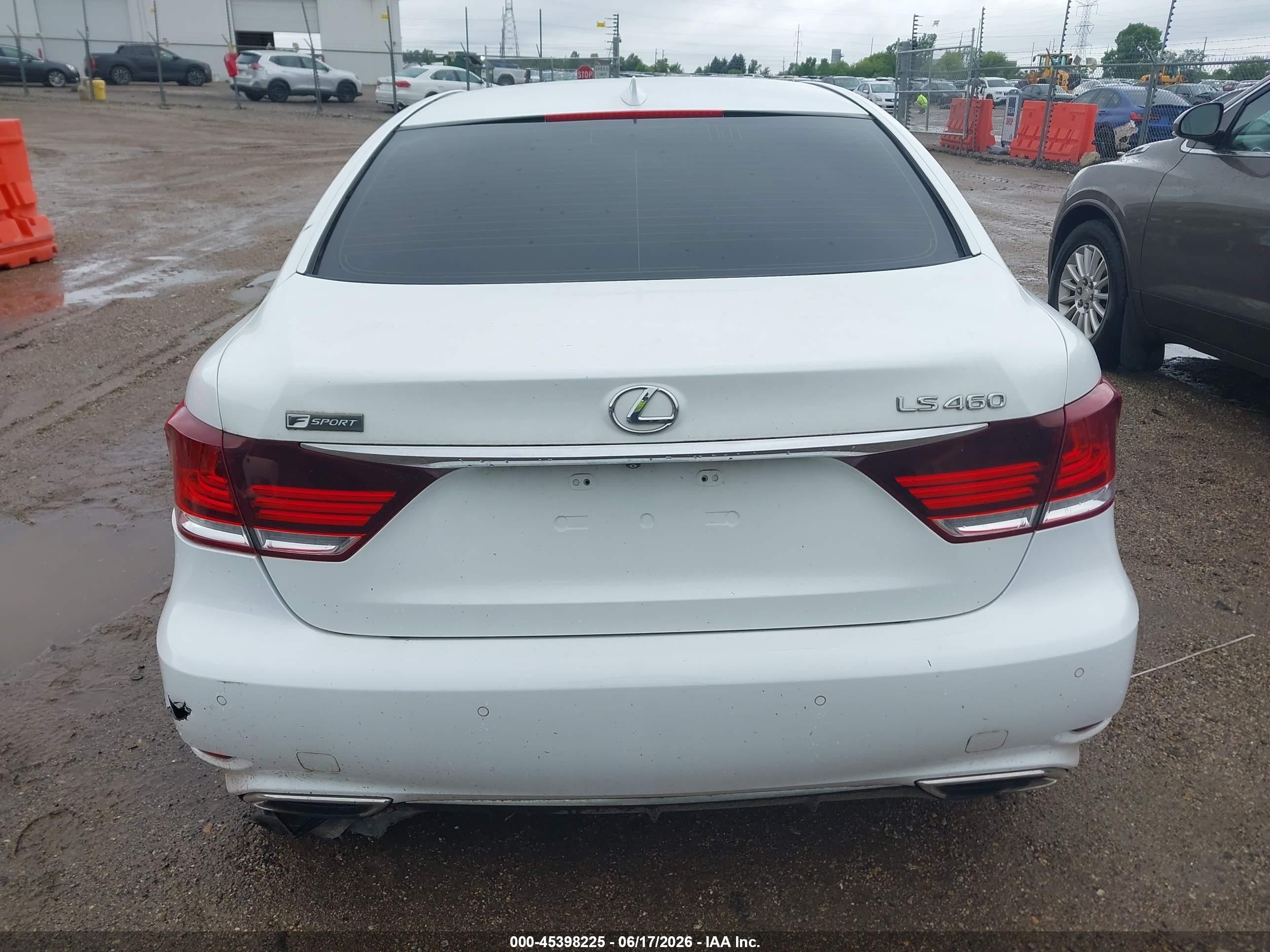 2015 Lexus Ls 460 Crafted Line White vin: JTHBL5EF2F5136263