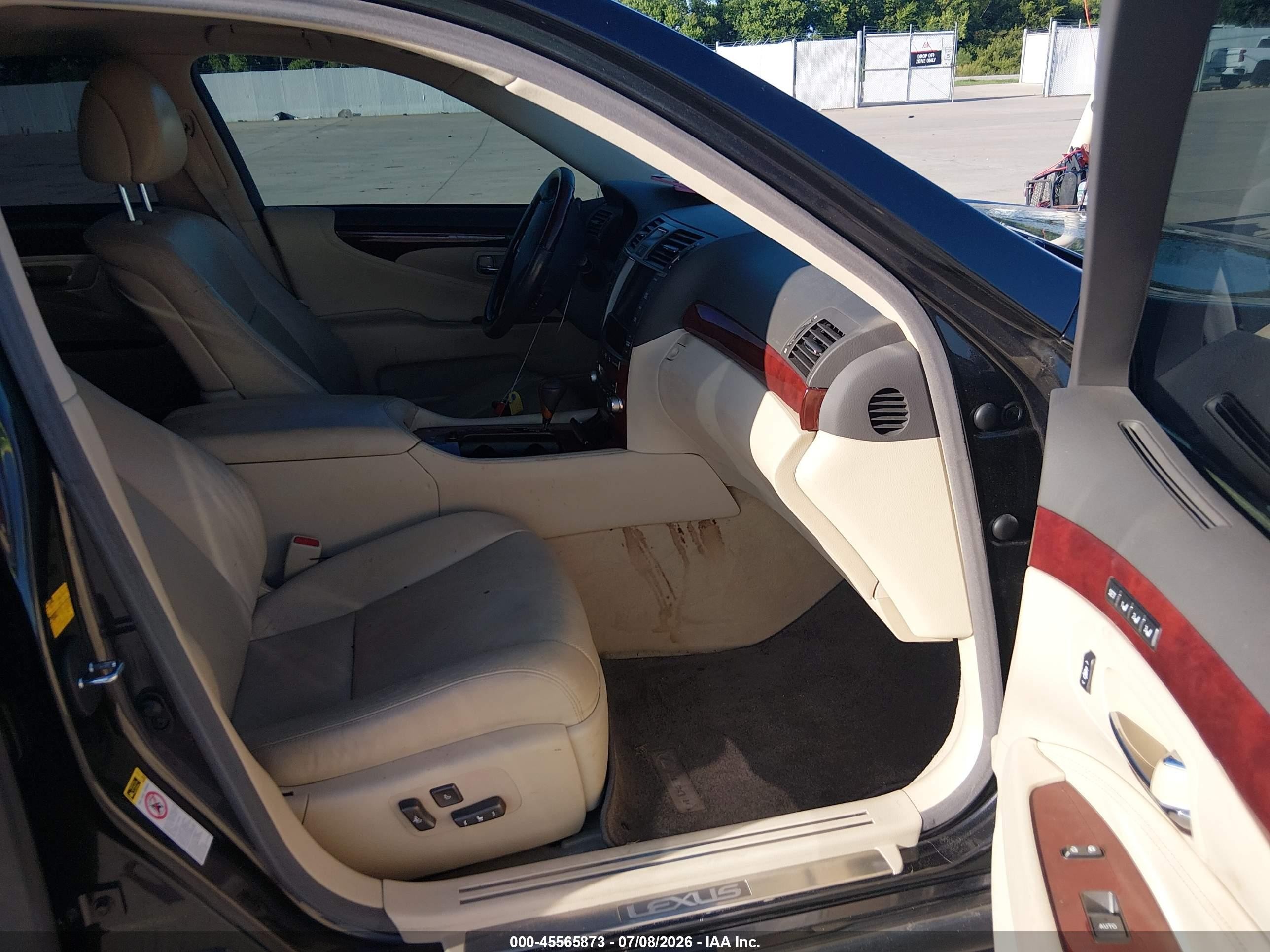 2010 Lexus Ls 460   Gray vin: JTHBL5EF3A5096560