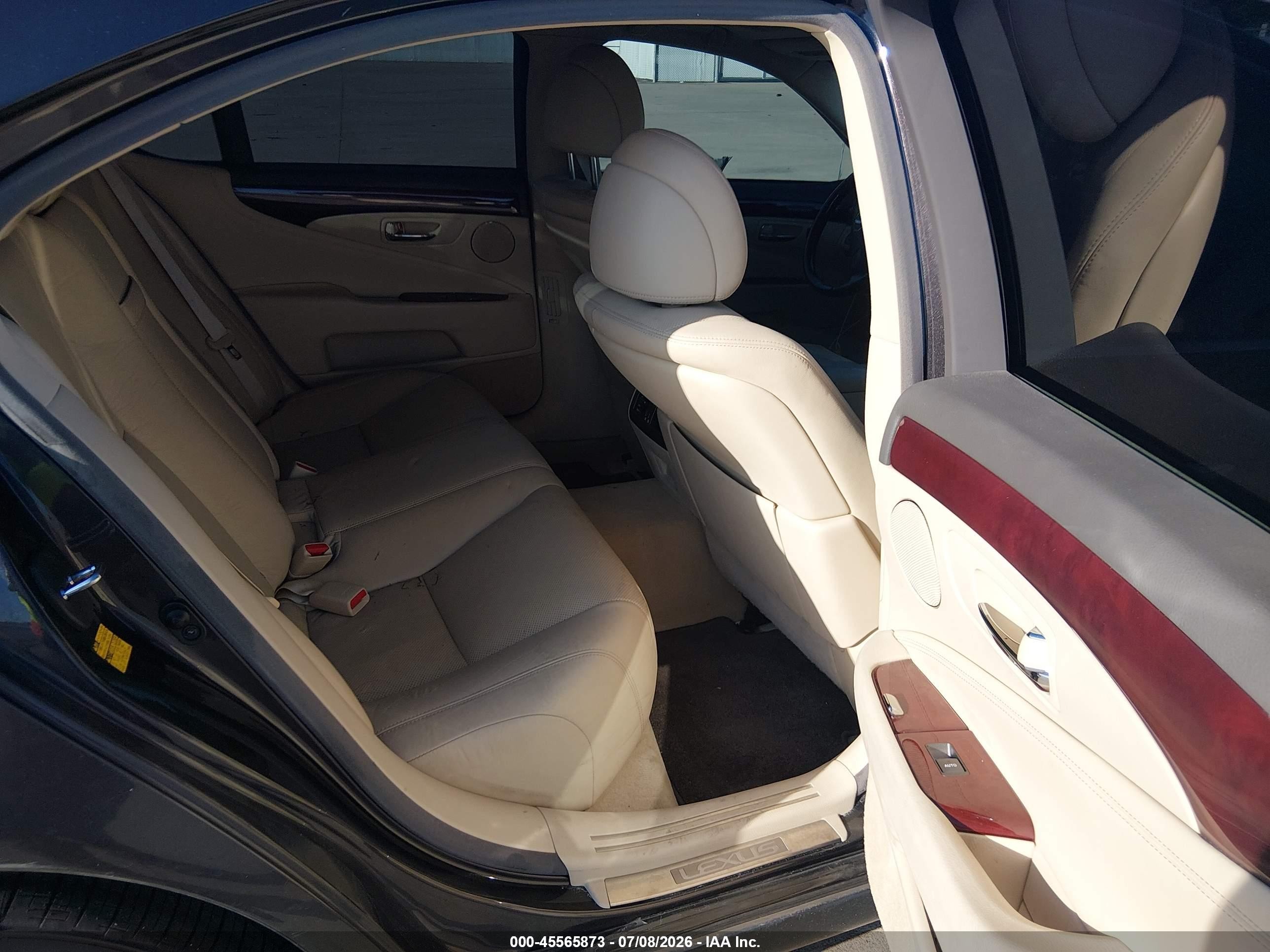 2010 Lexus Ls 460   Gray vin: JTHBL5EF3A5096560