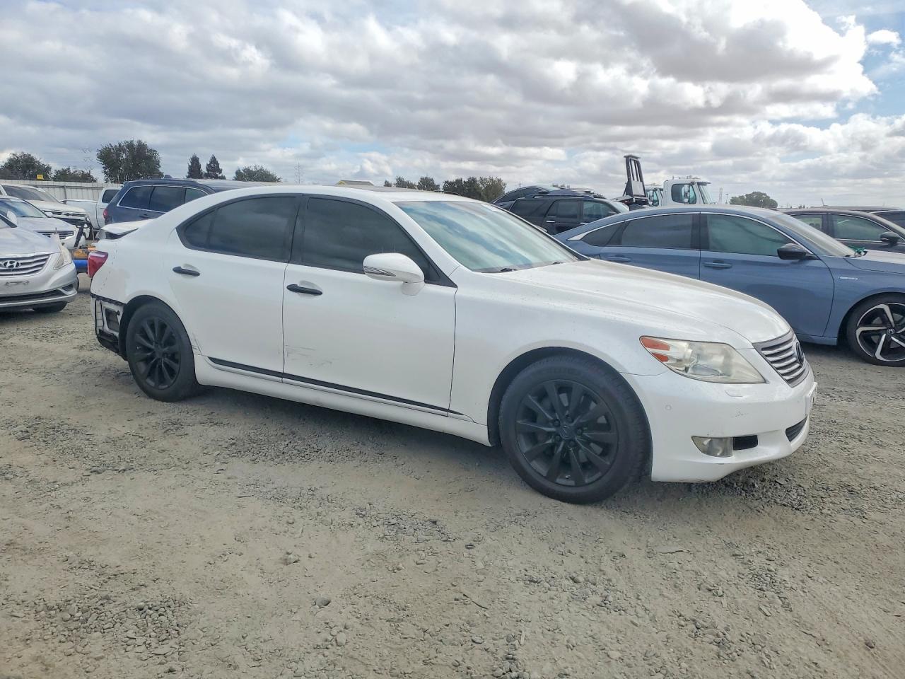 2012 Lexus Ls 460 White vin: JTHBL5EF3C5111562