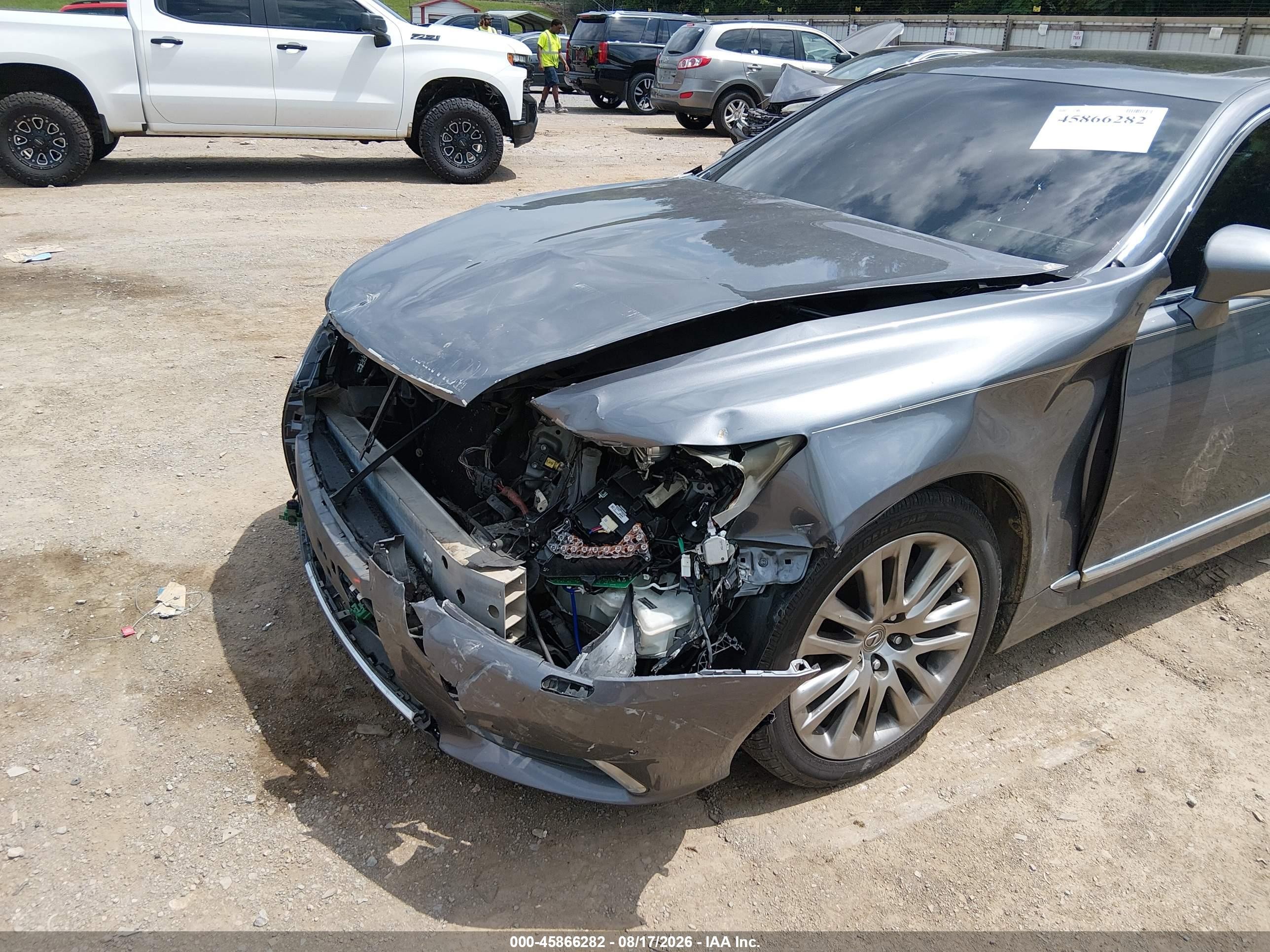 2013 Lexus Ls 460   Gray vin: JTHBL5EF3D5118268