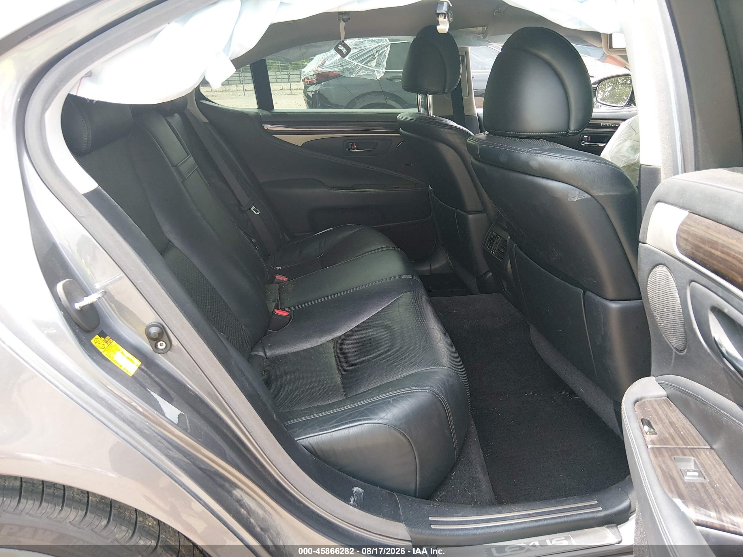 2013 Lexus Ls 460   Gray vin: JTHBL5EF3D5118268