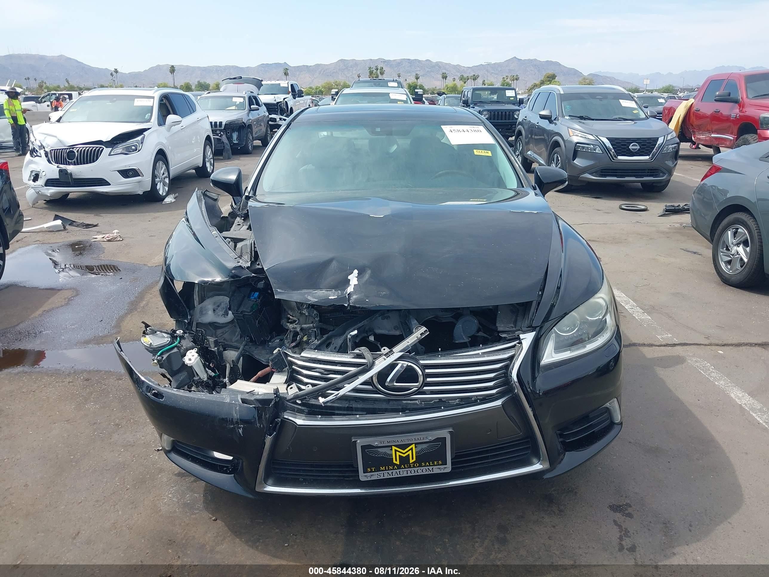 2014 Lexus Ls 460   Black vin: JTHBL5EF3E5125898