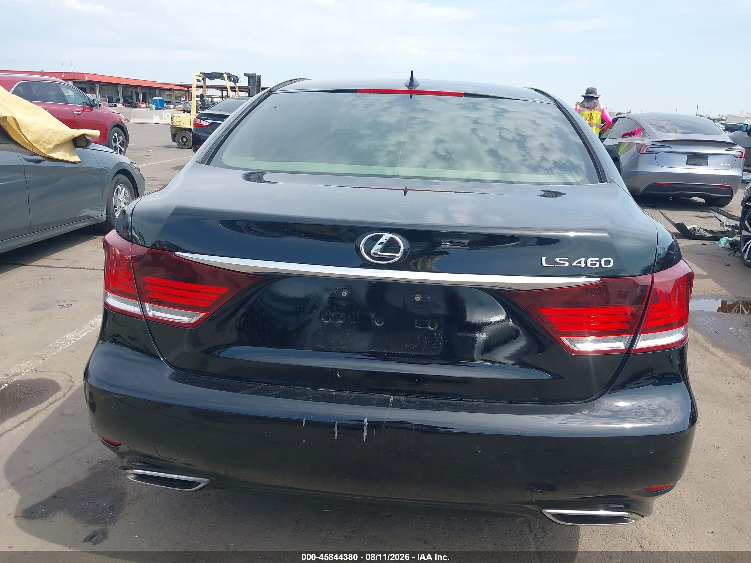 2014 Lexus Ls 460   Black vin: JTHBL5EF3E5125898