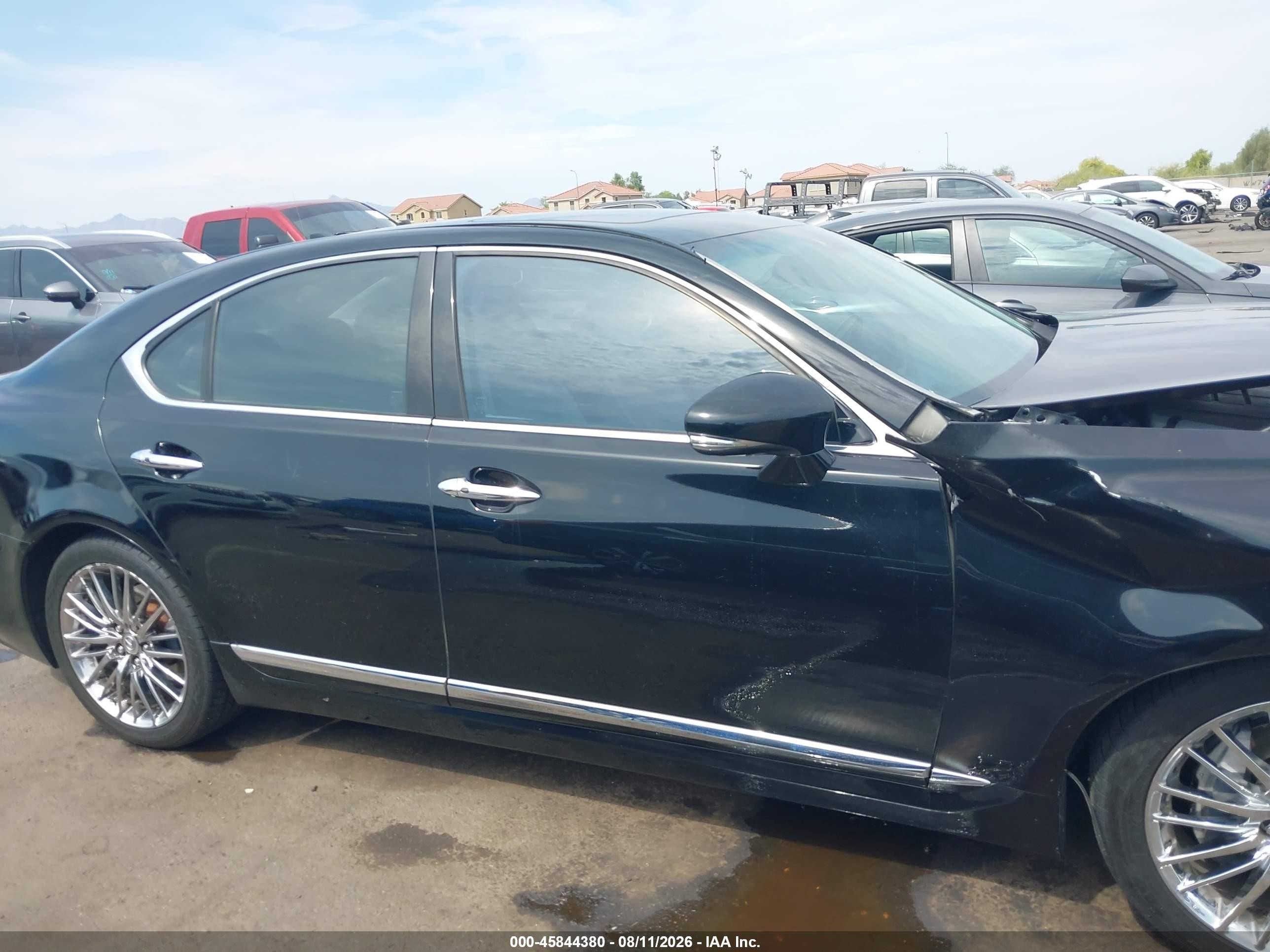 2014 Lexus Ls 460   Black vin: JTHBL5EF3E5125898