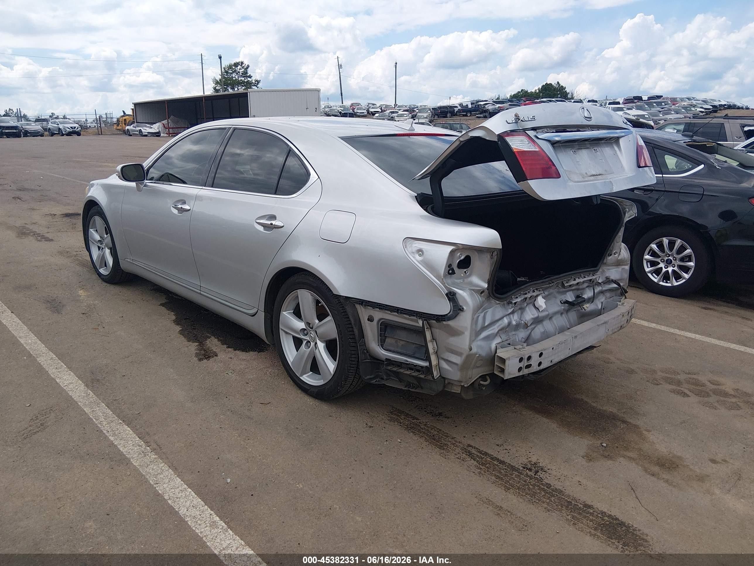 2010 Lexus Ls 460   Gray vin: JTHBL5EF4A5093232