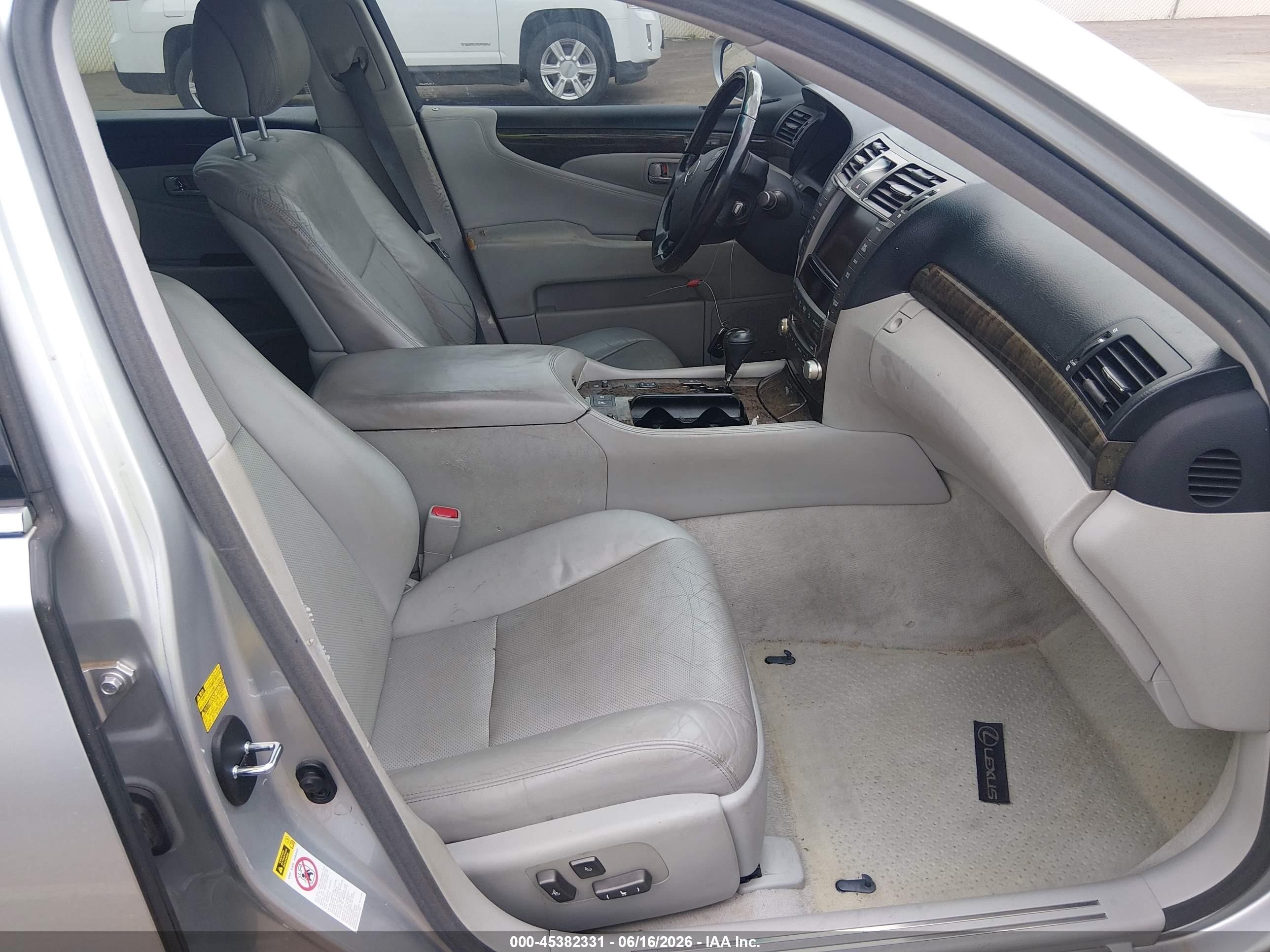2010 Lexus Ls 460   Gray vin: JTHBL5EF4A5093232