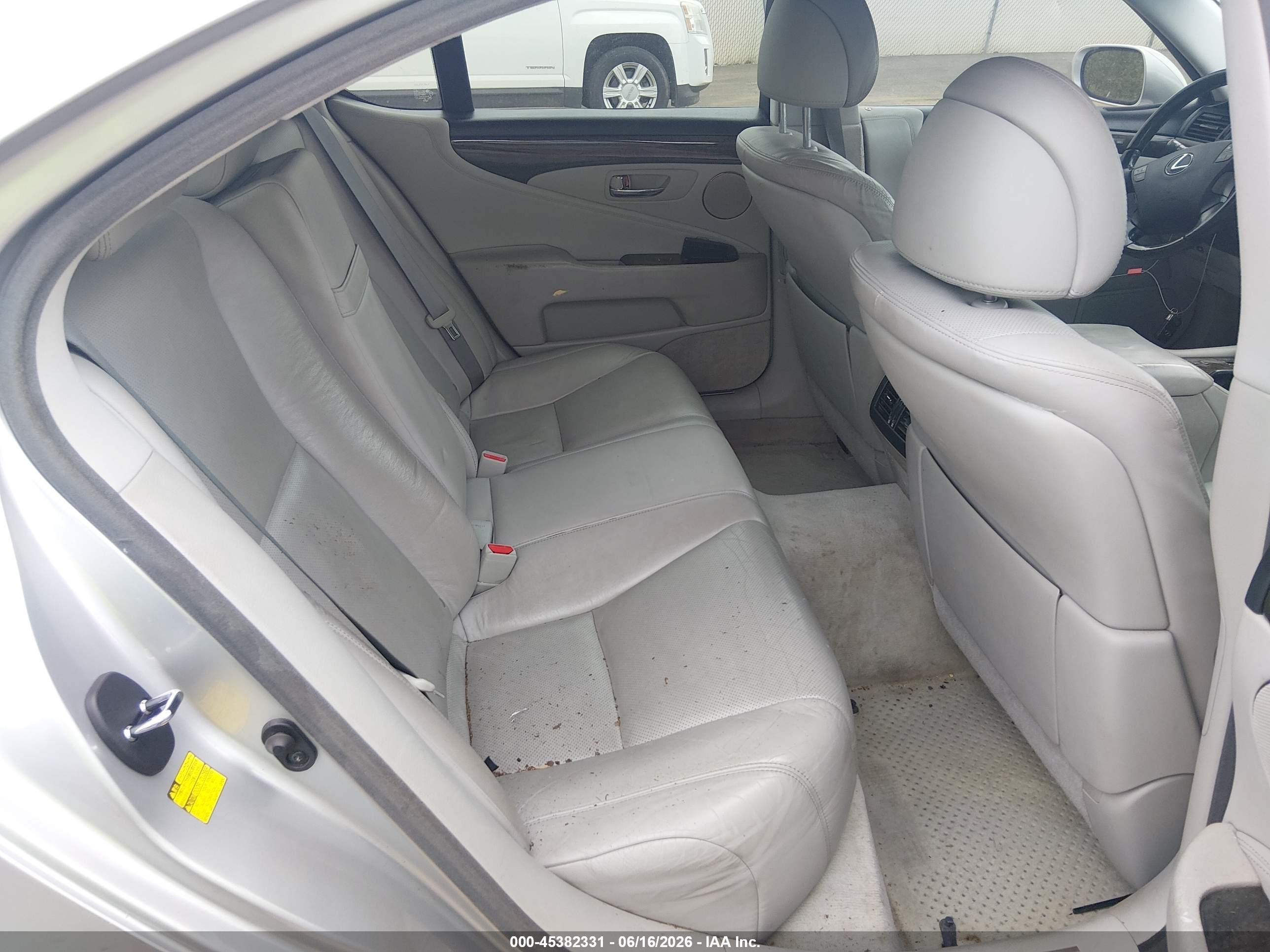 2010 Lexus Ls 460   Gray vin: JTHBL5EF4A5093232