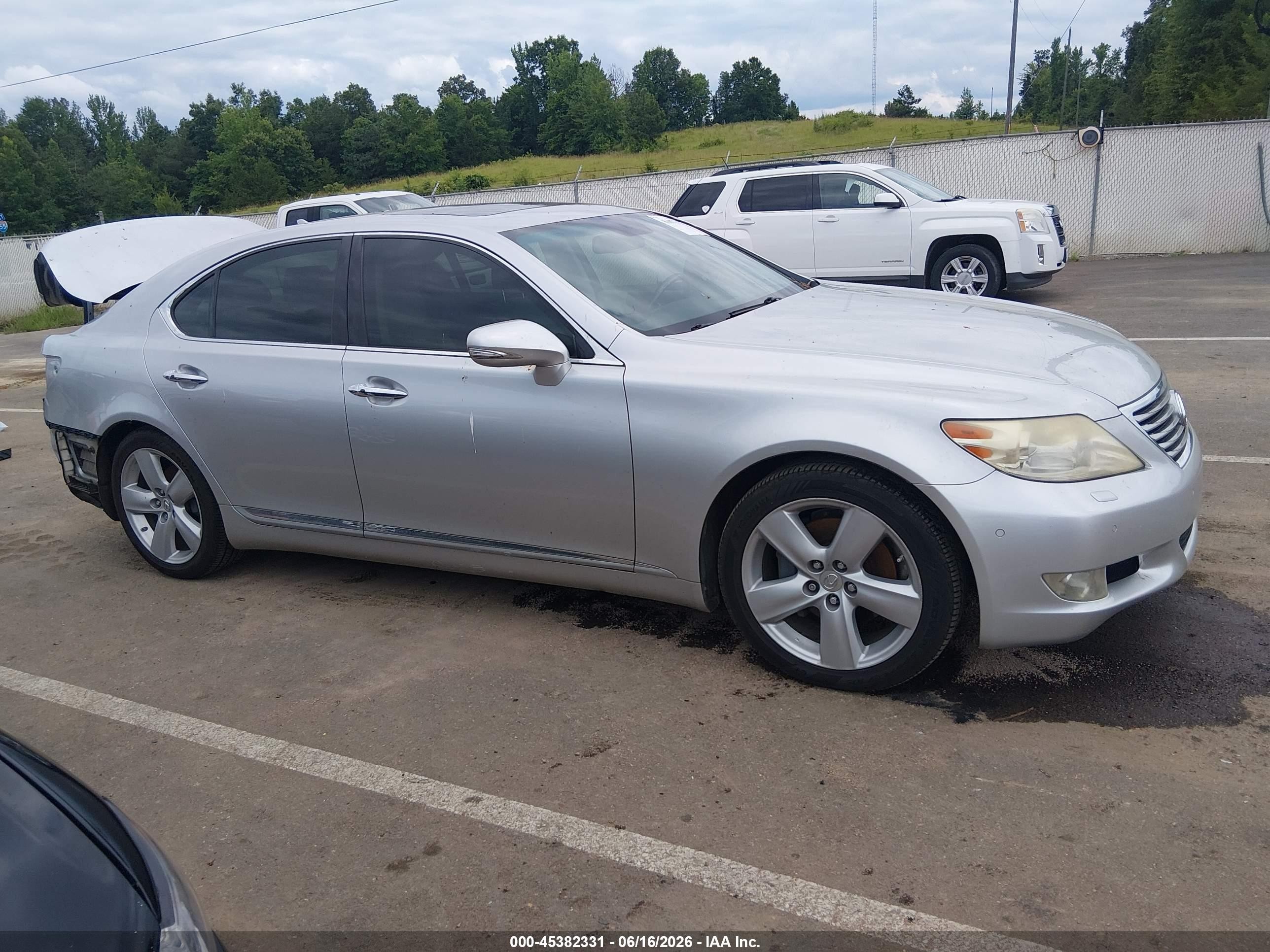 2010 Lexus Ls 460   Gray vin: JTHBL5EF4A5093232