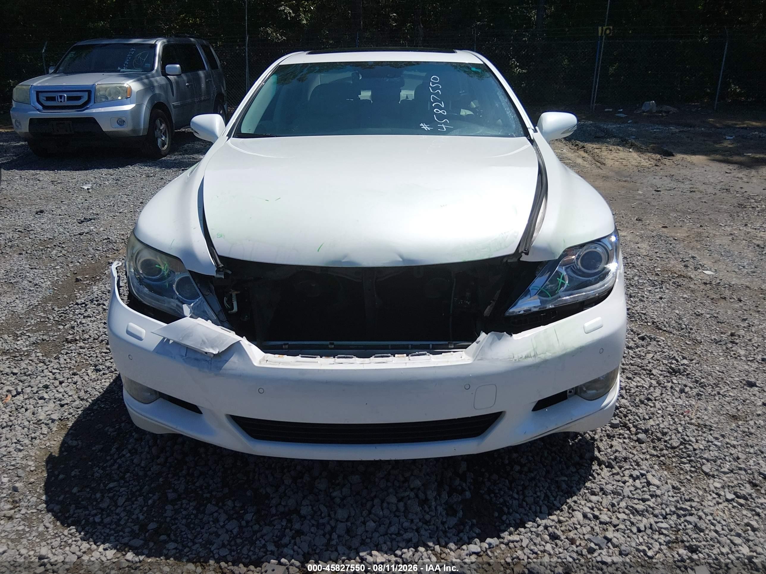 2010 Lexus Ls 460   White vin: JTHBL5EF4A5094896