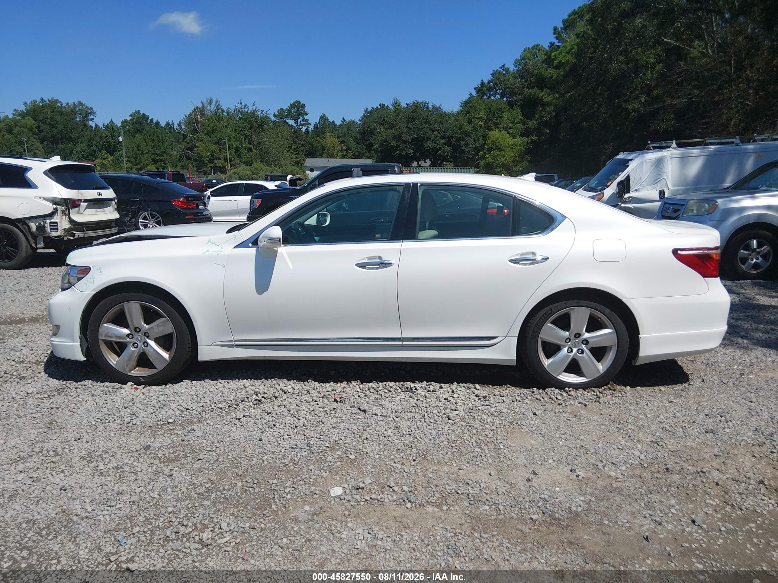 2010 Lexus Ls 460   White vin: JTHBL5EF4A5094896