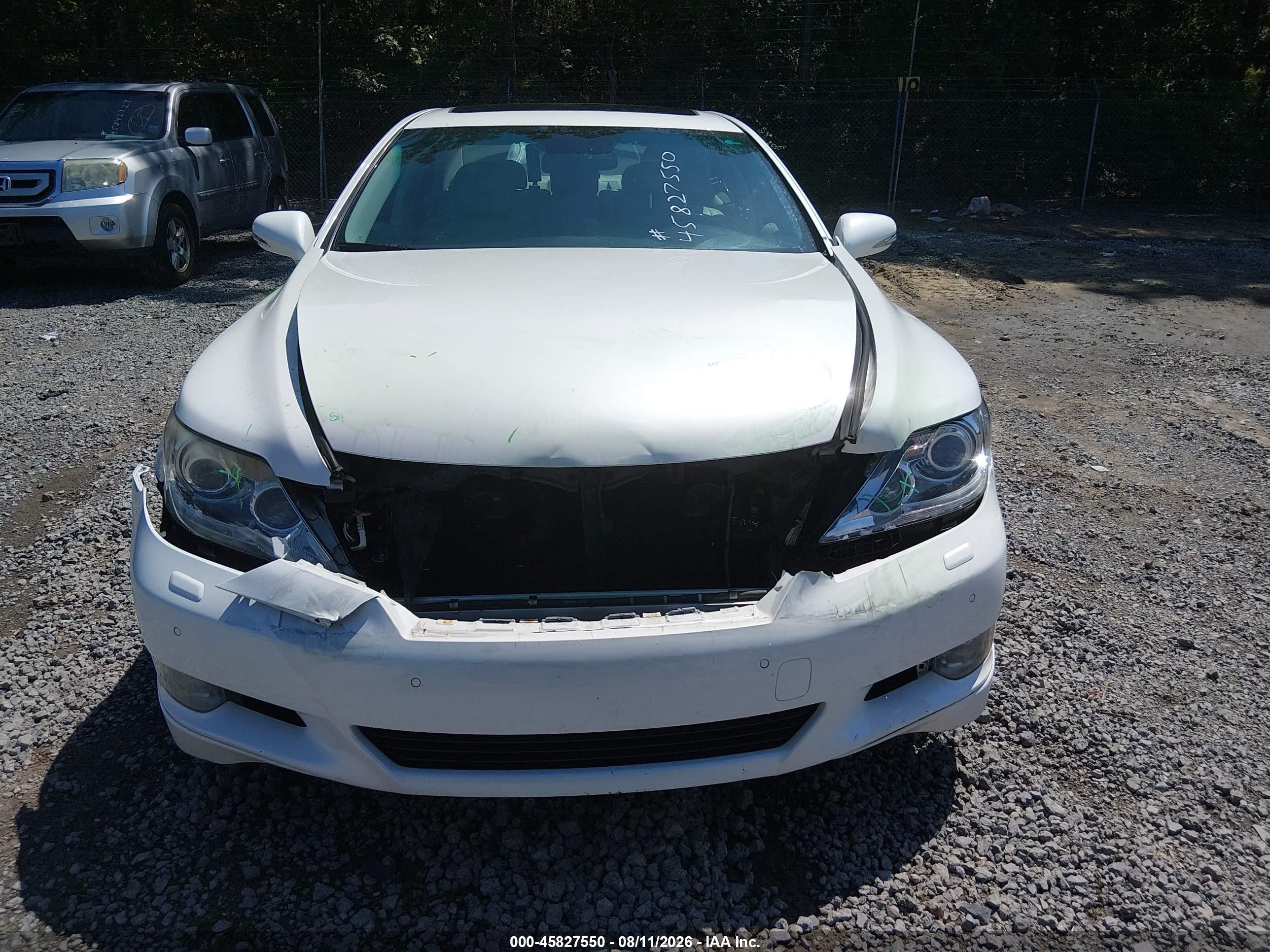 2010 Lexus Ls 460   White vin: JTHBL5EF4A5094896